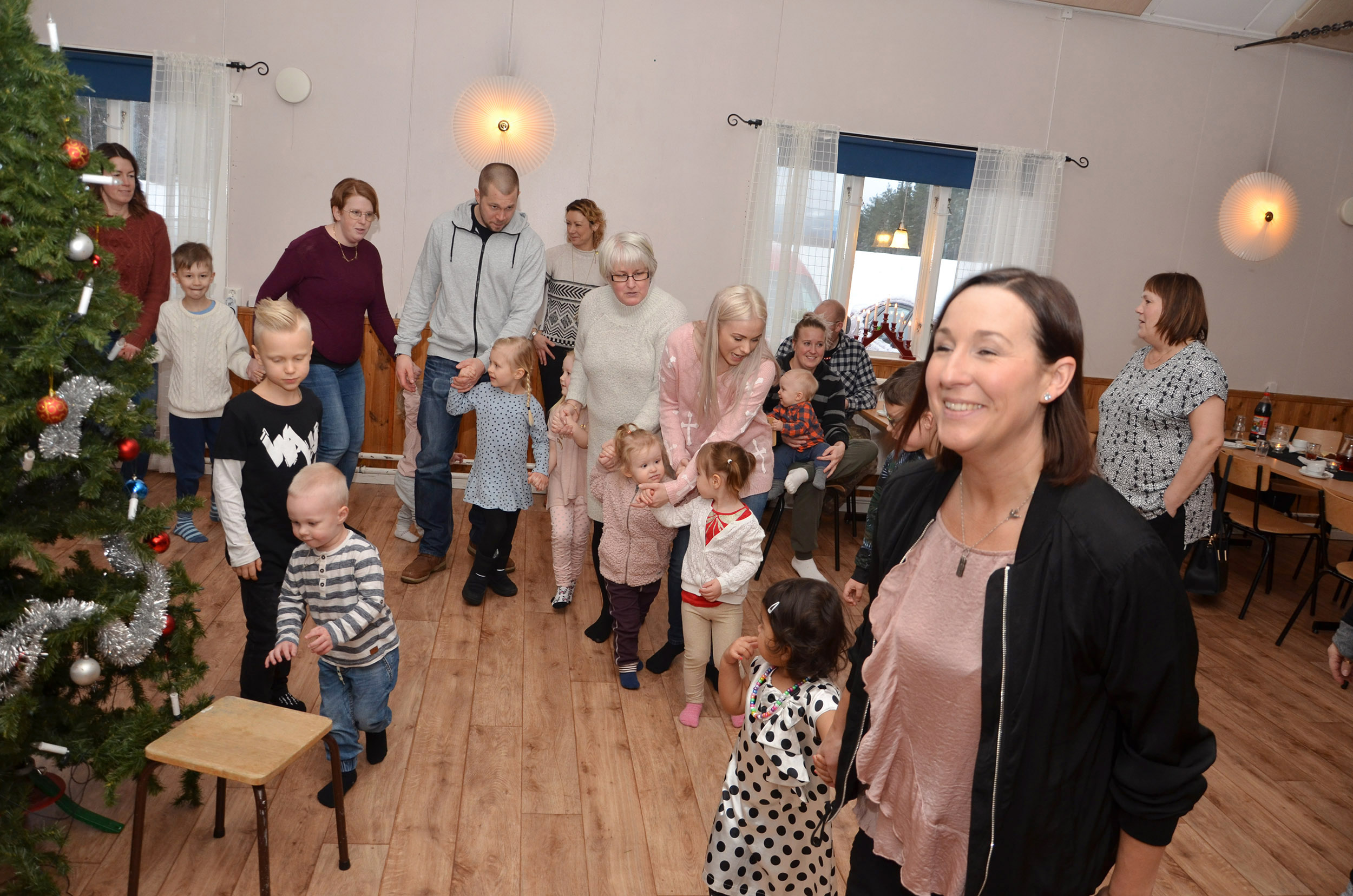 Röste.nu – Bygdens Nytt nr 1 2018 – Nyheter – På Tjugondedag Knut dansas julen ut