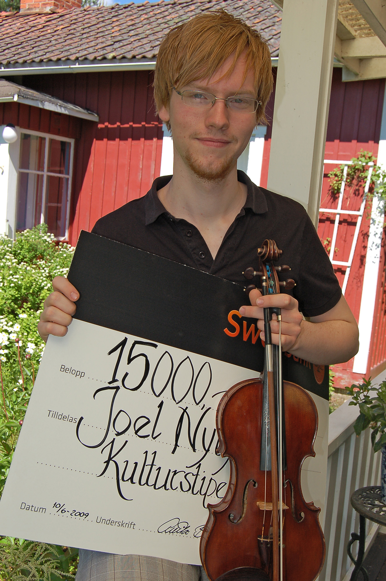 Röste.nu Bygedns Nytt nr 3 2009 – Nyheter – Joel – en glad kulturstipendiat