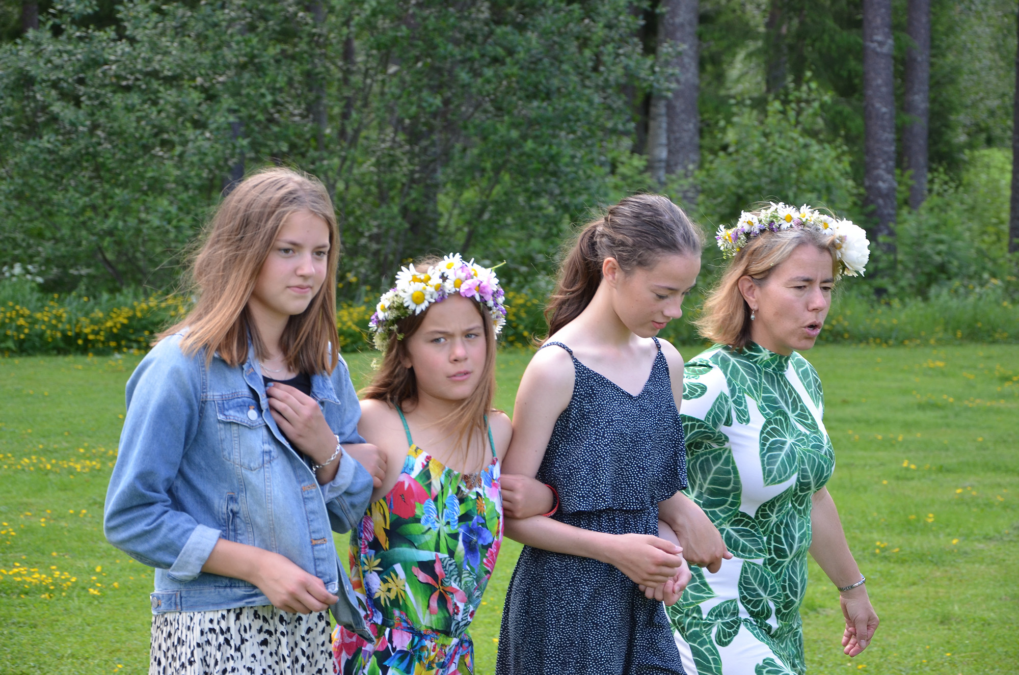 Röste.nu – Bygdens Nytt nr 3 2019 – Nyheter – Ett rekorderligt midsommarfirande