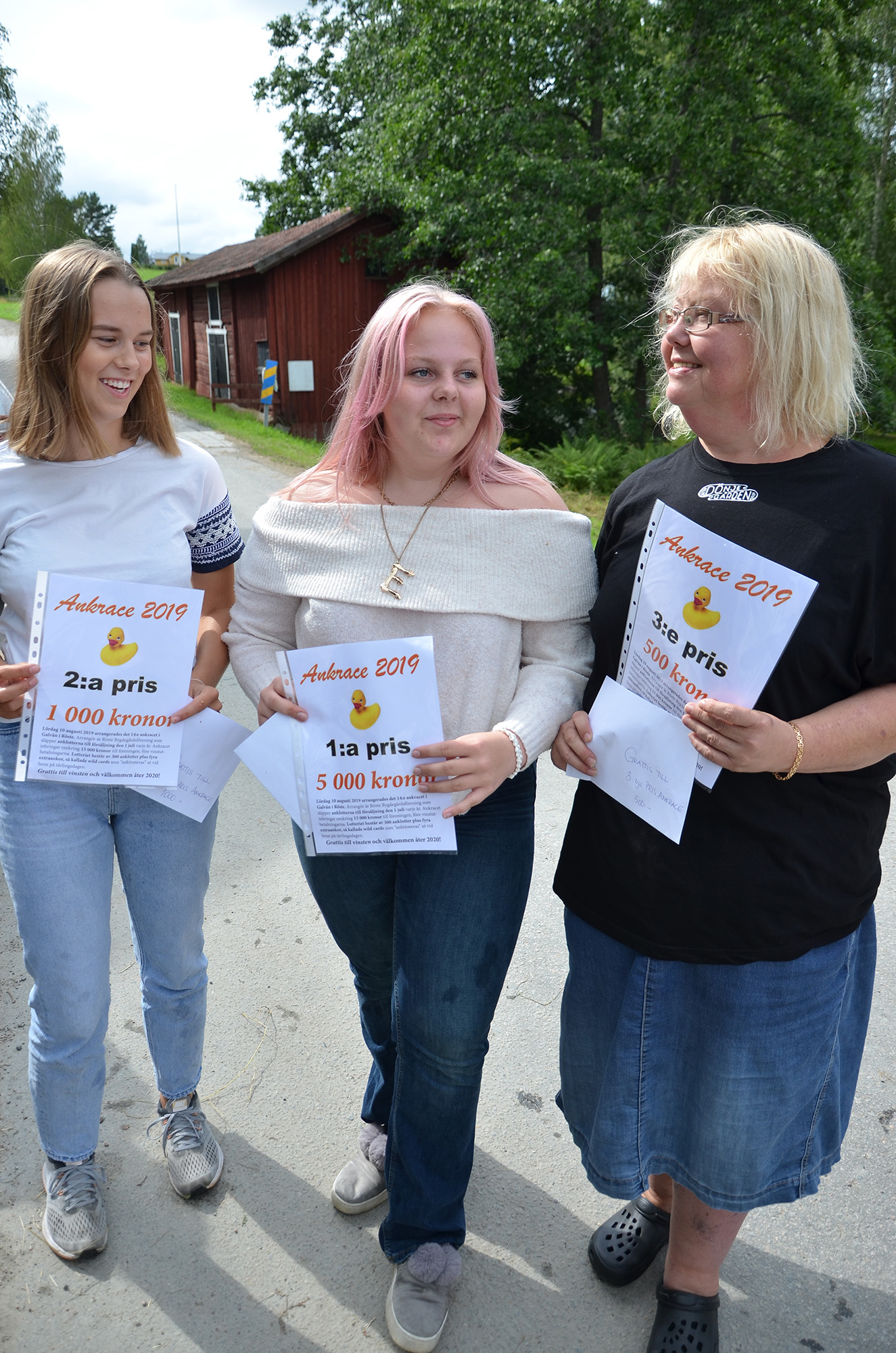 Röste.nu – Bygdens Nytt nr 4 2019 – Nyheter – Det blev tjejernas år i ankracet