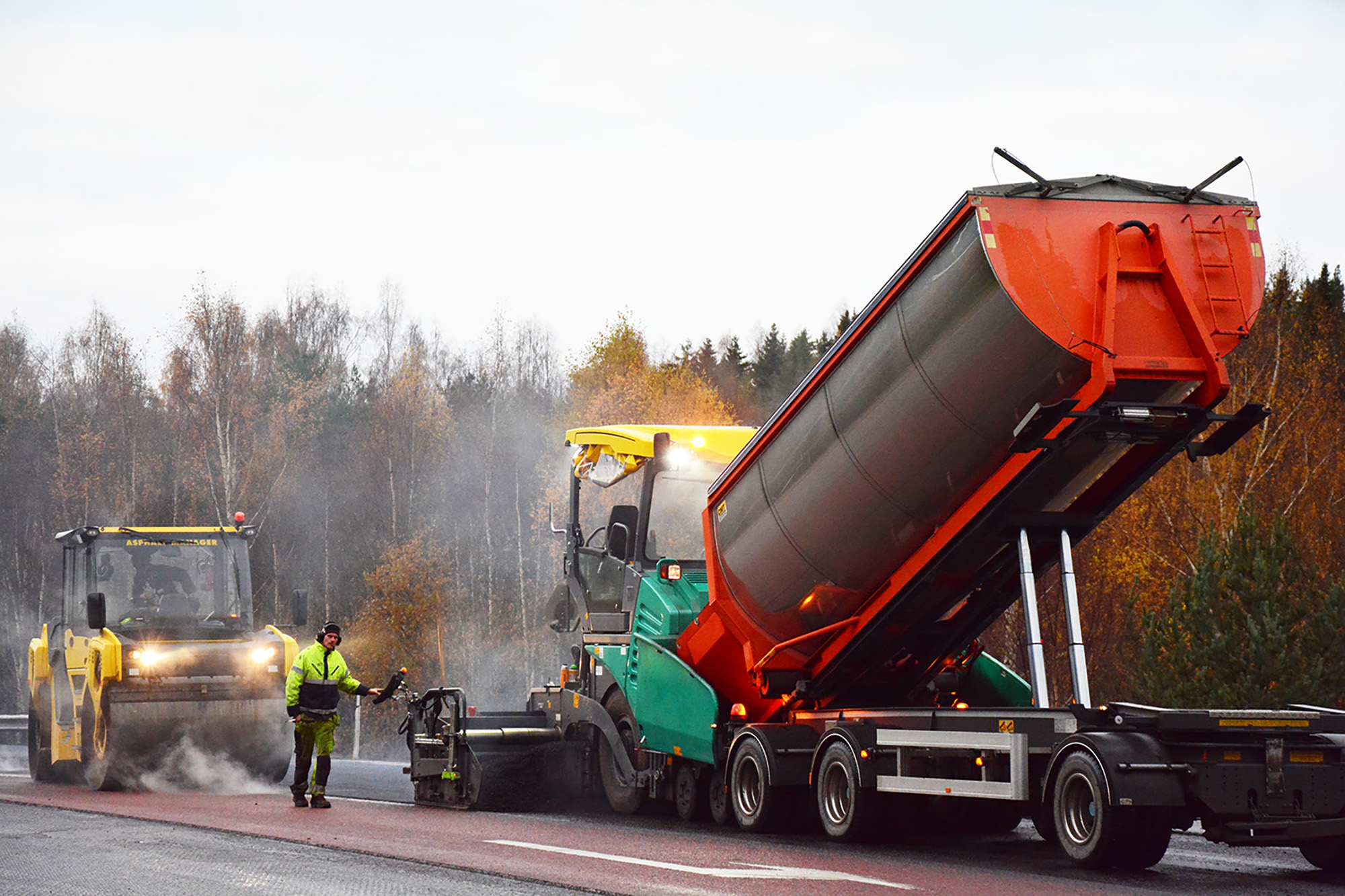 Röste.nu – Bygdens Nytt nr 5 2017 – Nyheter – ’’Nya’’ riksväg 83 känns som ett golv