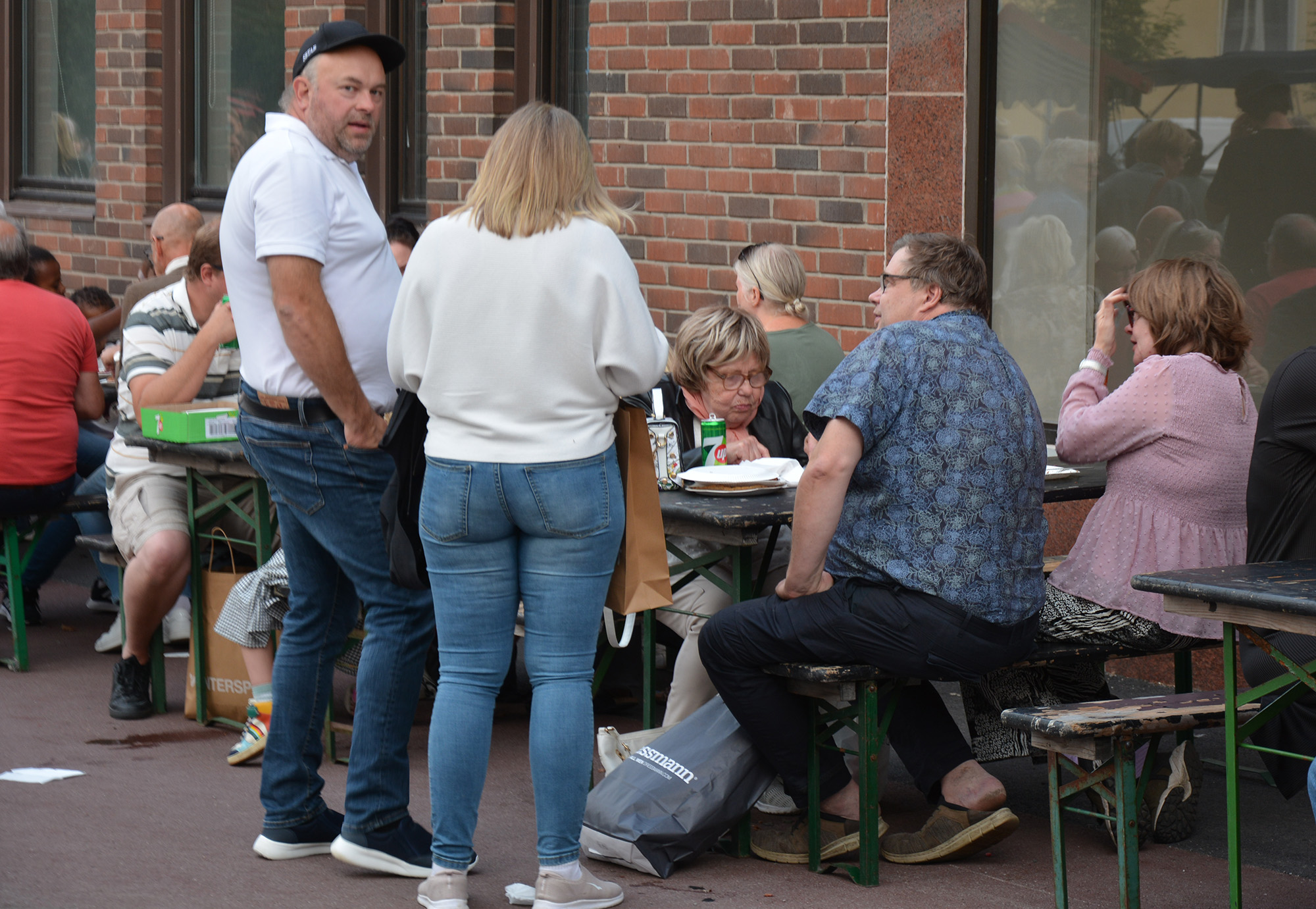 Röste.nu – Nina Söderquist, kolbullar och folk överallt 2024