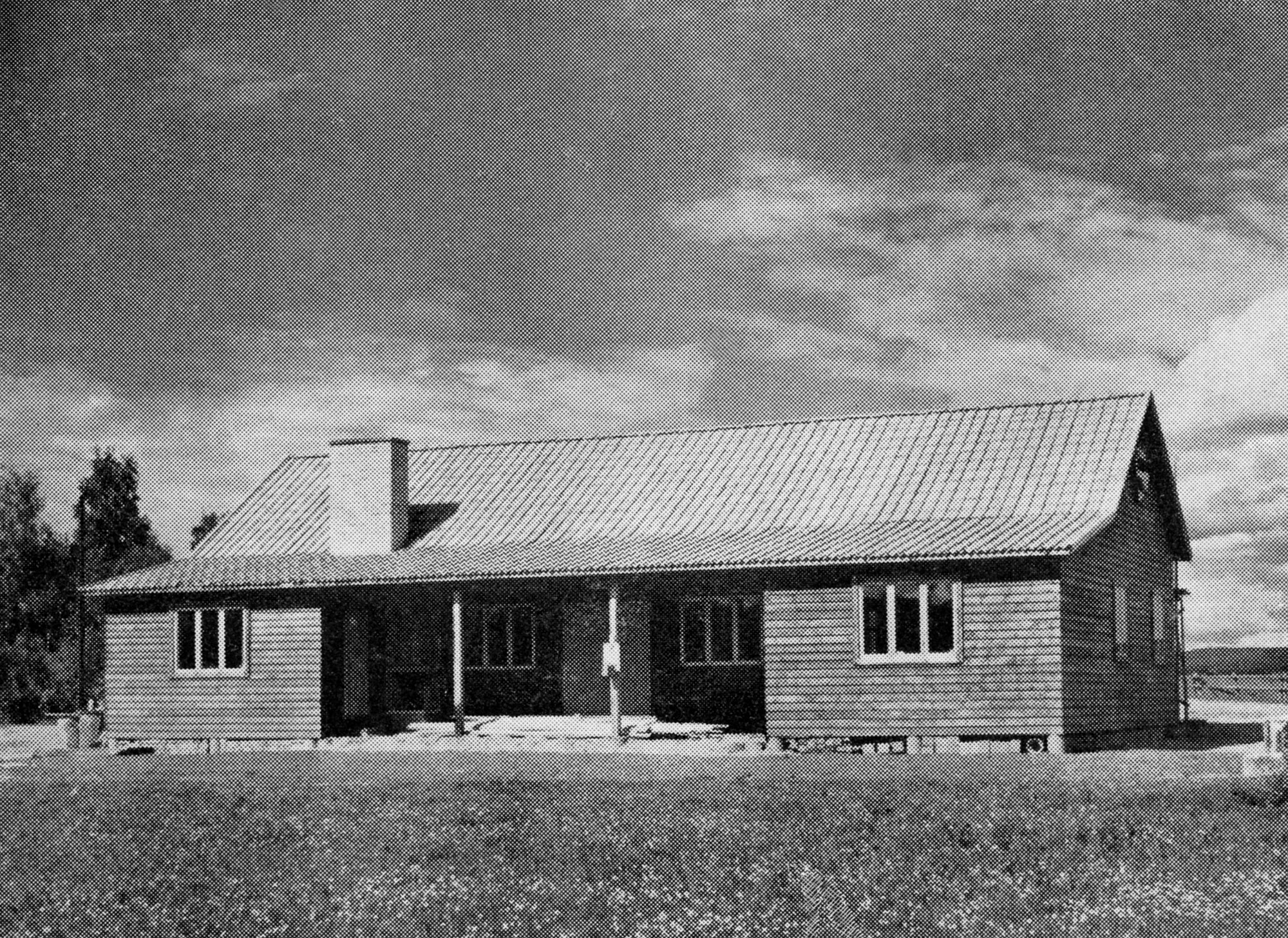 Röste.nu – Dönjegårdens historia och invigning 1948–1952 – Dönjegården – byggd av blåögda ’’optimester’’ från Röste