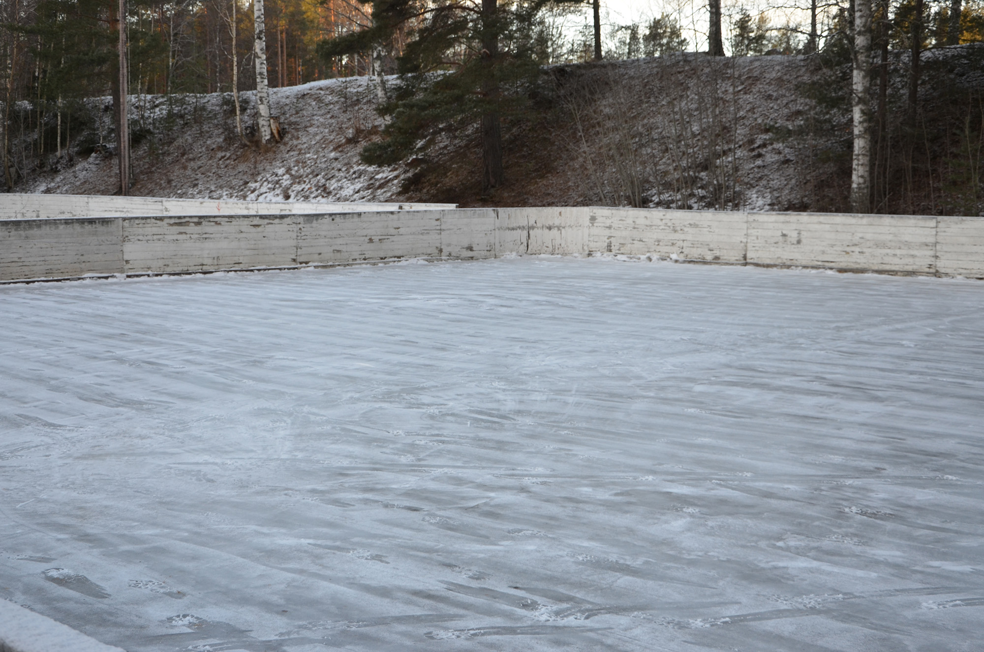 Röste.nu – Nyspolat och klart på isbanan 2021