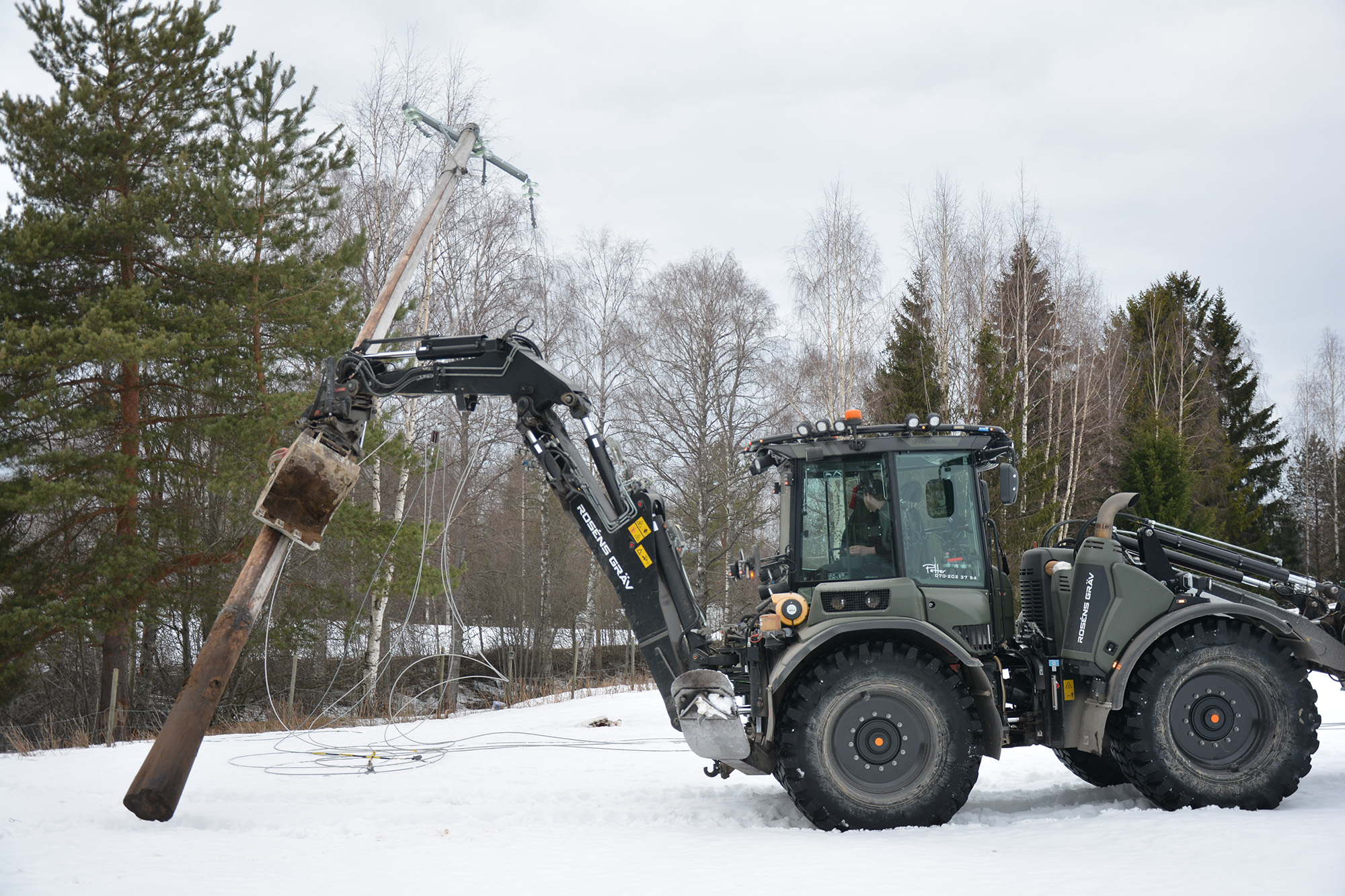 Röste.nu – Gamla kraftledningsstolpar fälldes 2024