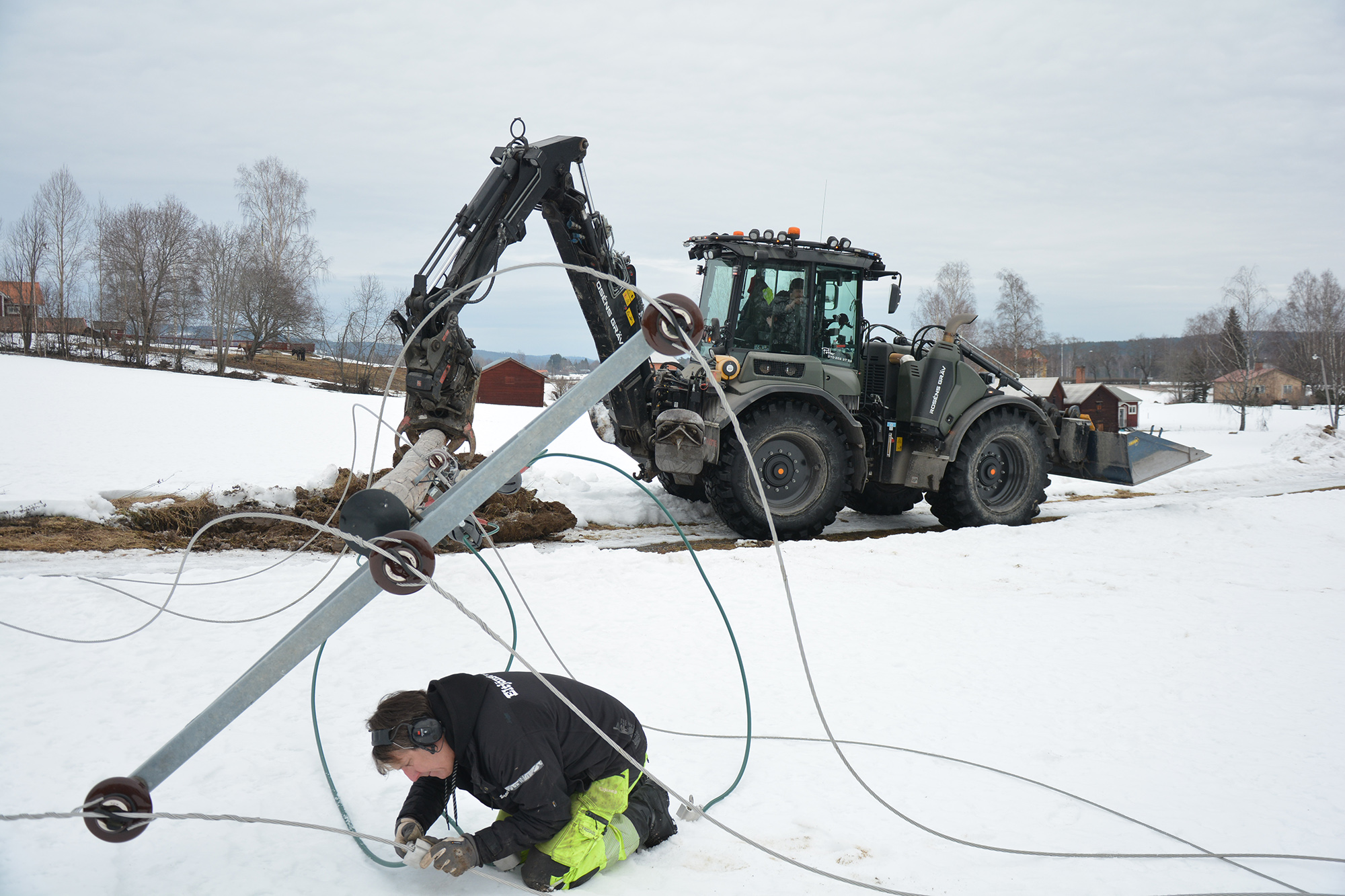 Röste.nu – Gamla kraftledningsstolpar fälldes 2024