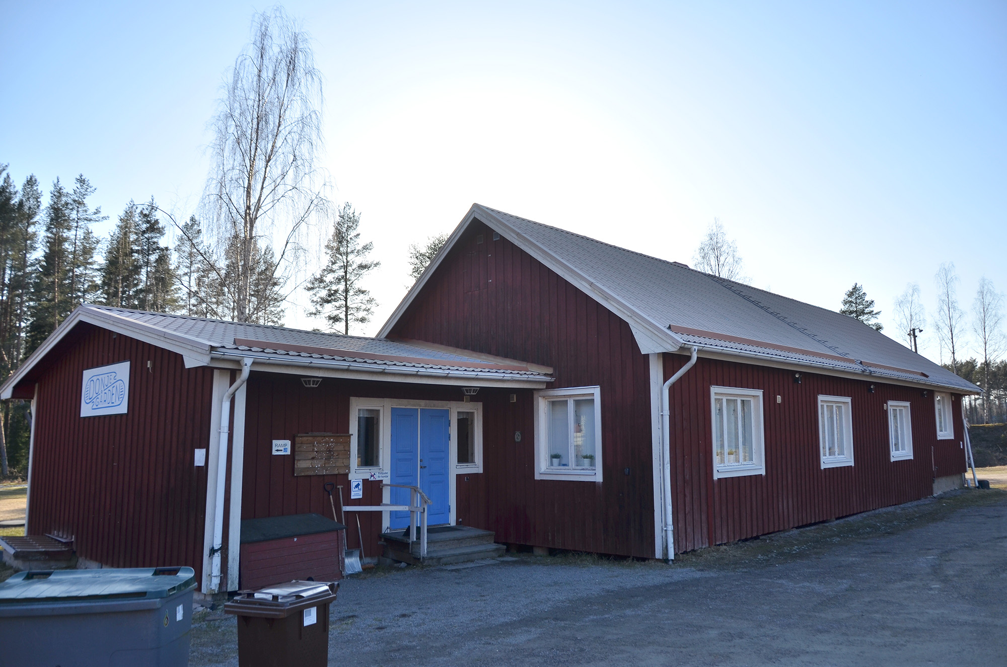 Röste.nu – Så hyr du vår bygdegård – Dönjegården 2026