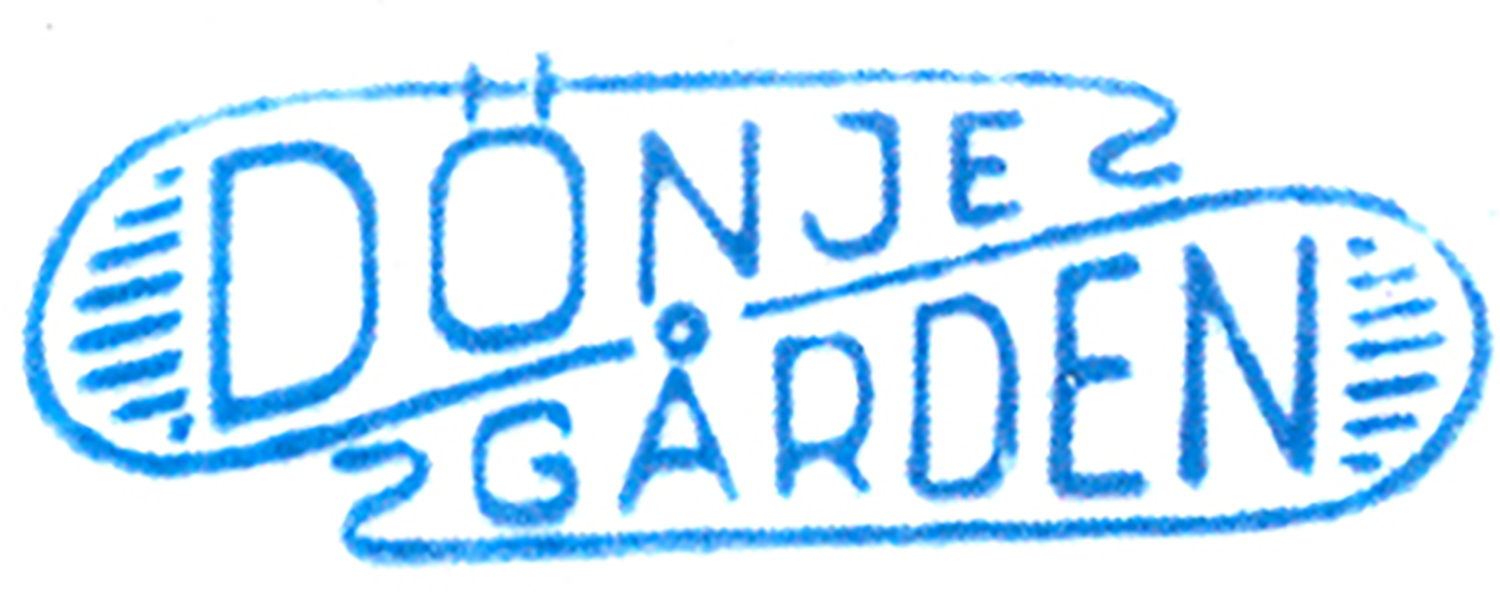 Röste.nu – Så hyr du vår bygdegård – Dönjegårdens logotype 1952