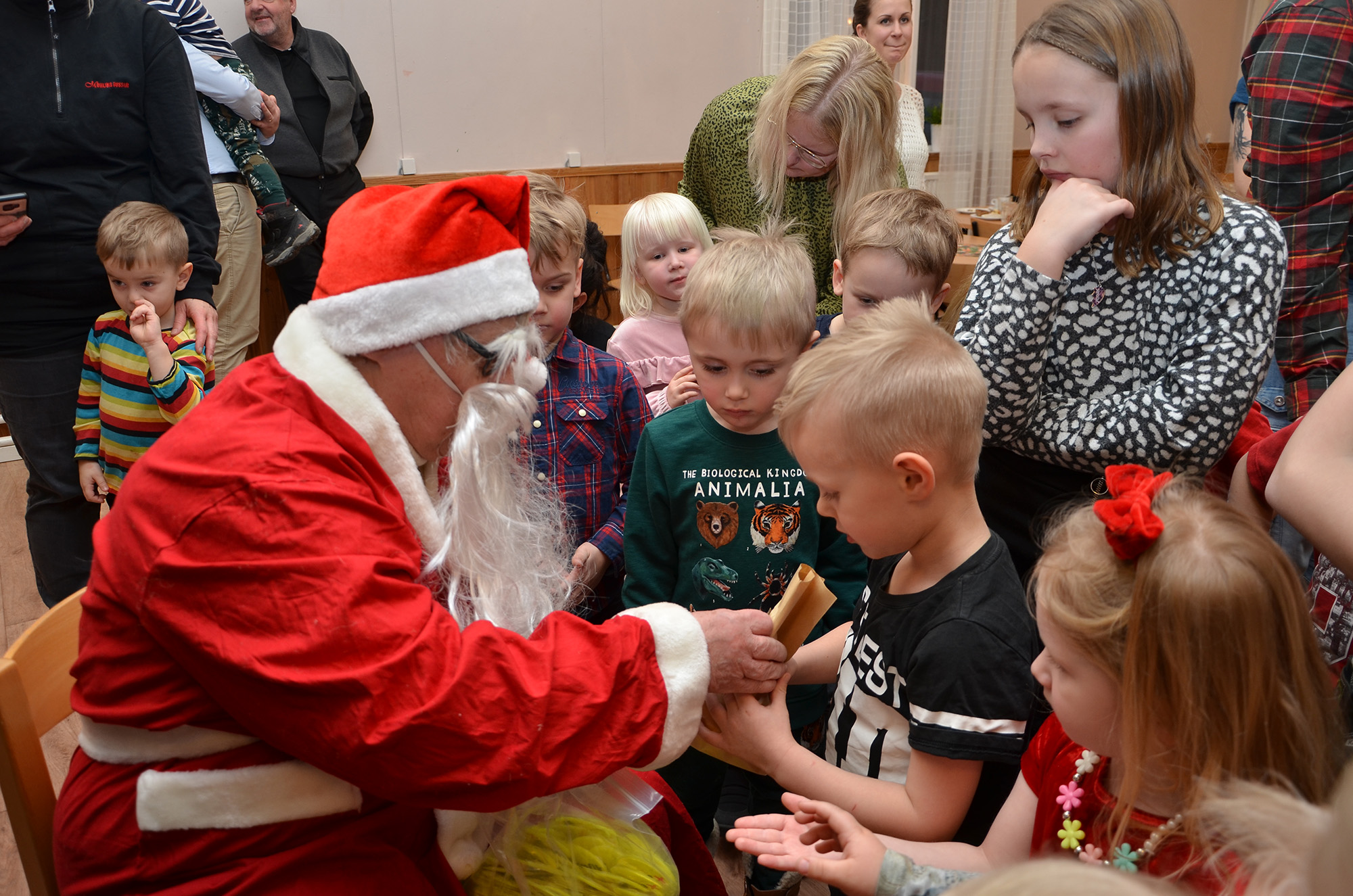 Röste.nu – Nyheter – Julen dansades ut i Dönjegården 2020