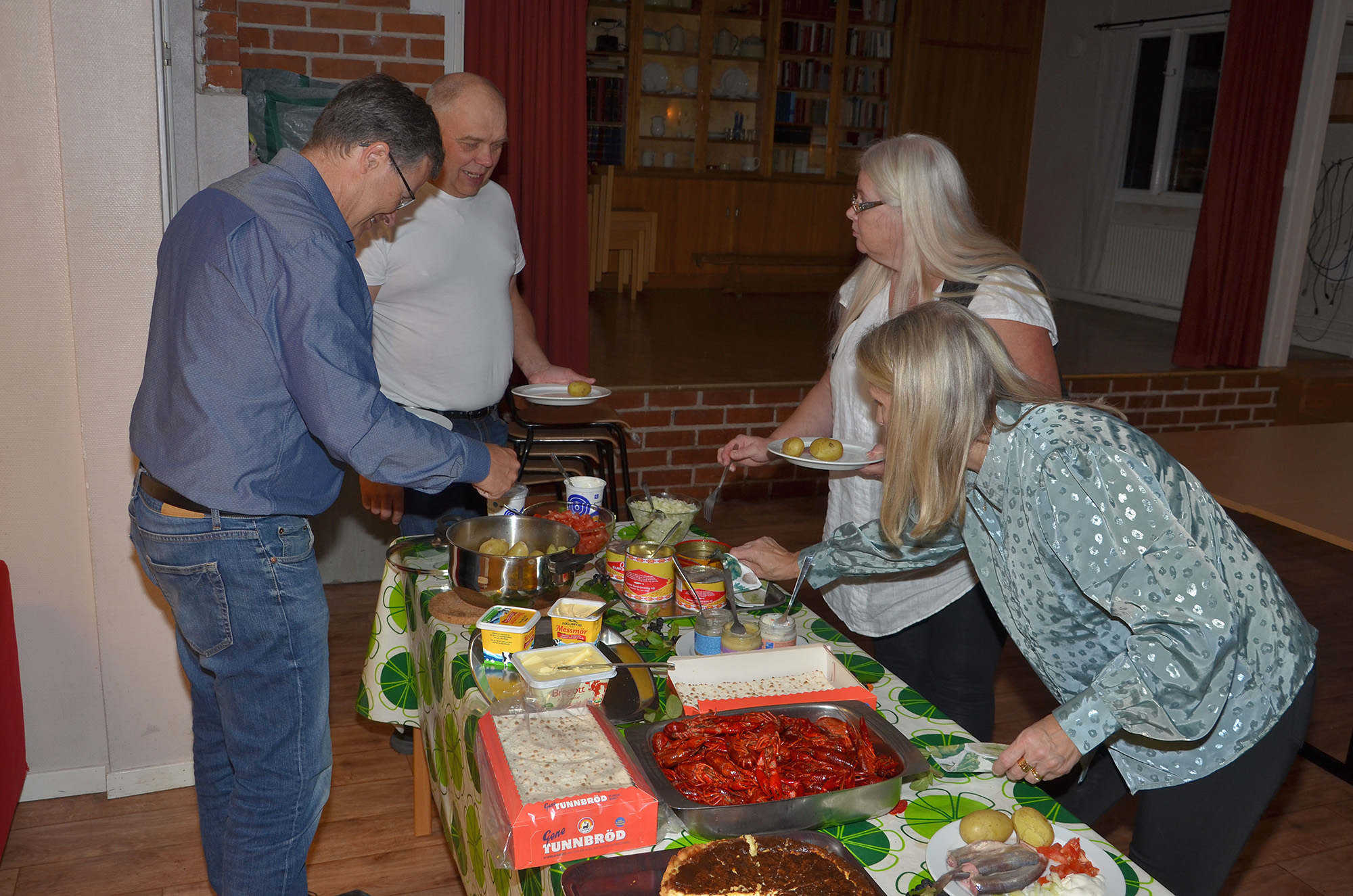 Röste.nu – Nyheter – Få nappade på surströmming och kräftor 2021