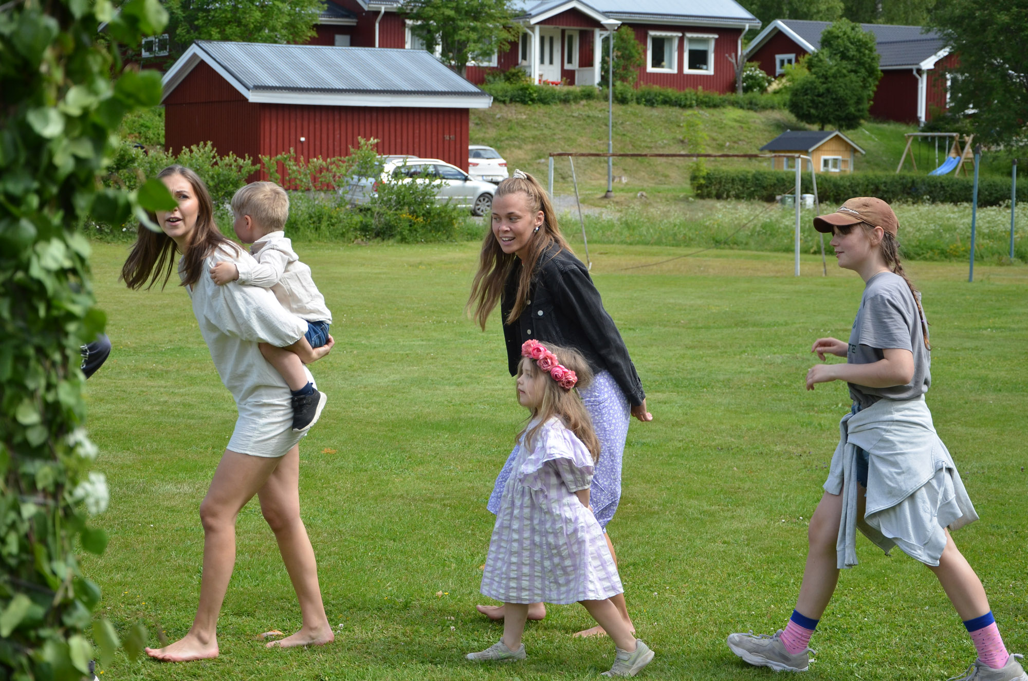 Röste.nu – Nyheter – Alla var som i trans under byns midsommardans... 2024