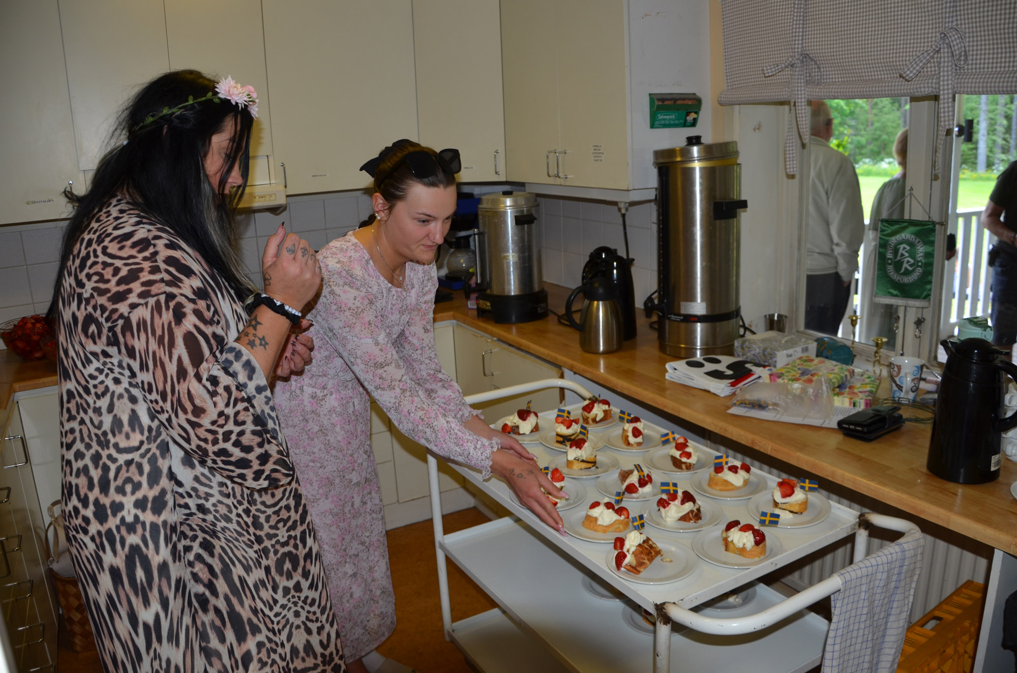 Röste.nu – Nyheter – Alla var som i trans under byns midsommardans... 2024