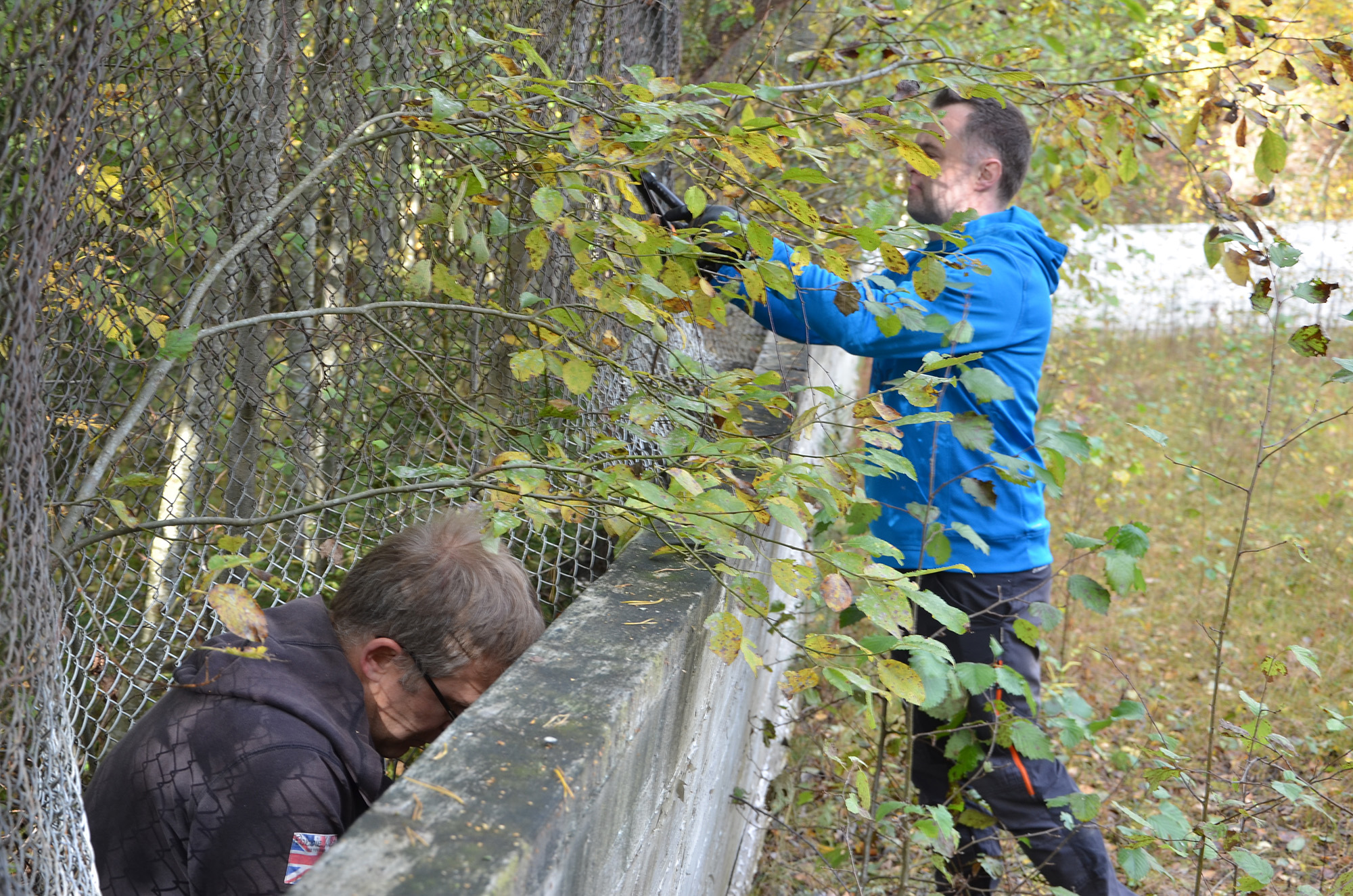 Röste.nu – Nyheter – Ny form på isbanan vid Dönjegården efter arbetsdag 2021