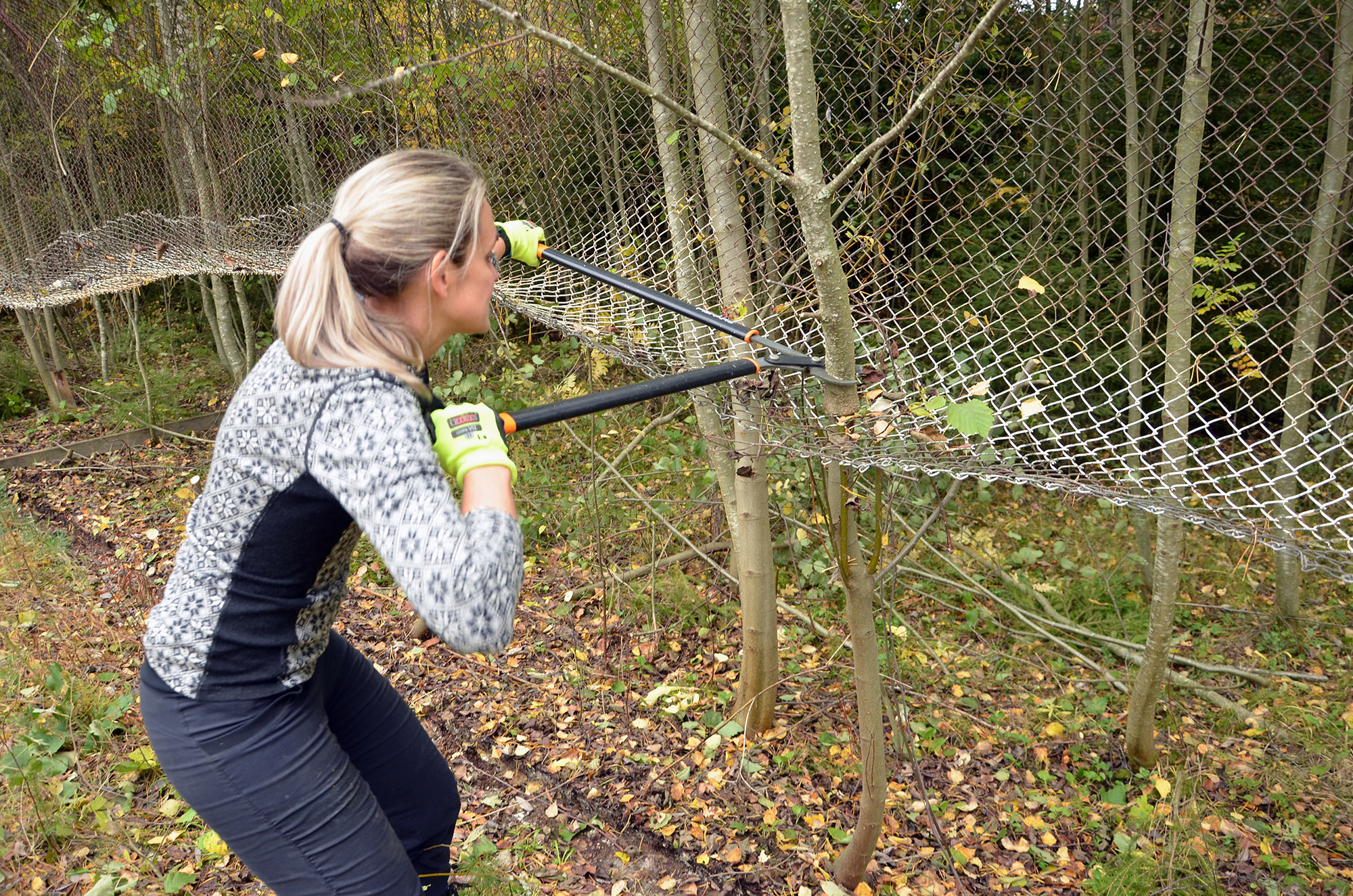 Röste.nu – Nyheter – Ny form på isbanan vid Dönjegården efter arbetsdag 2021