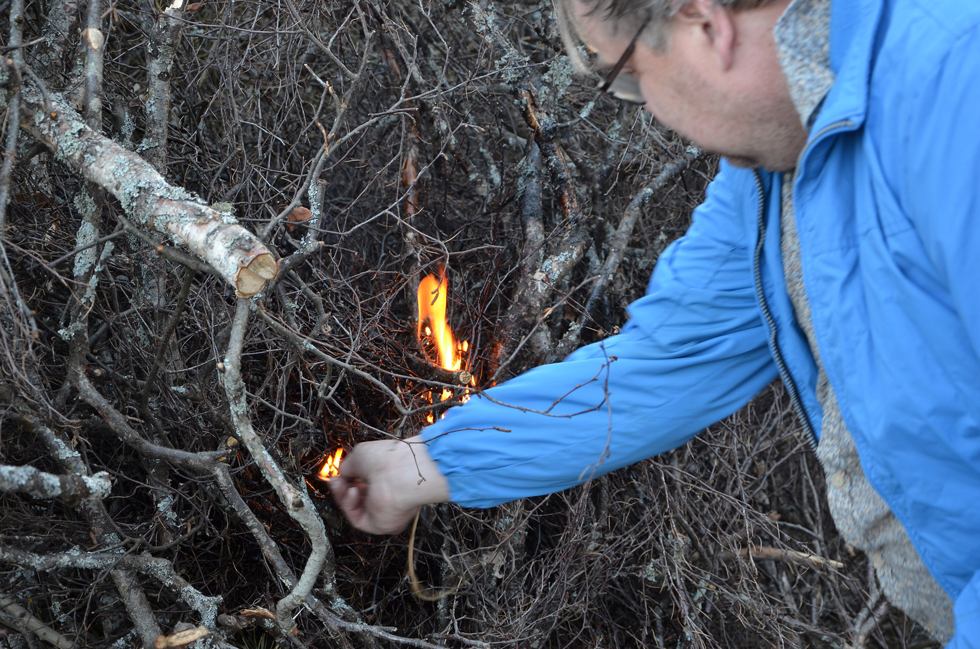 Röste.nu – Nyheter – Välbesökt Valborgsfirande i Röste 2024