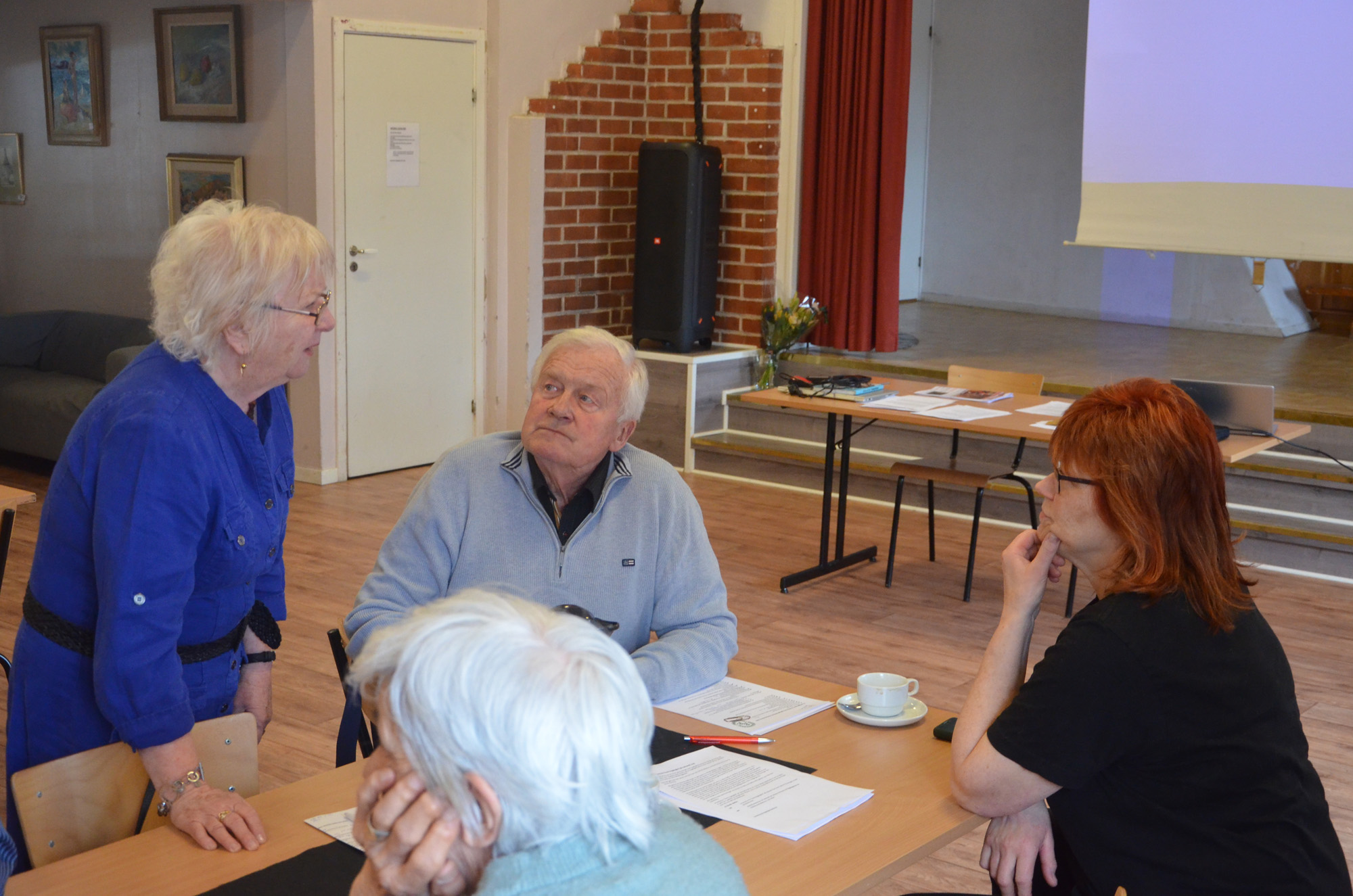 Röste.nu – Röstebilder – Gävleborgs bygdegårdsdistrikt höll årsstämma i Röste 2024