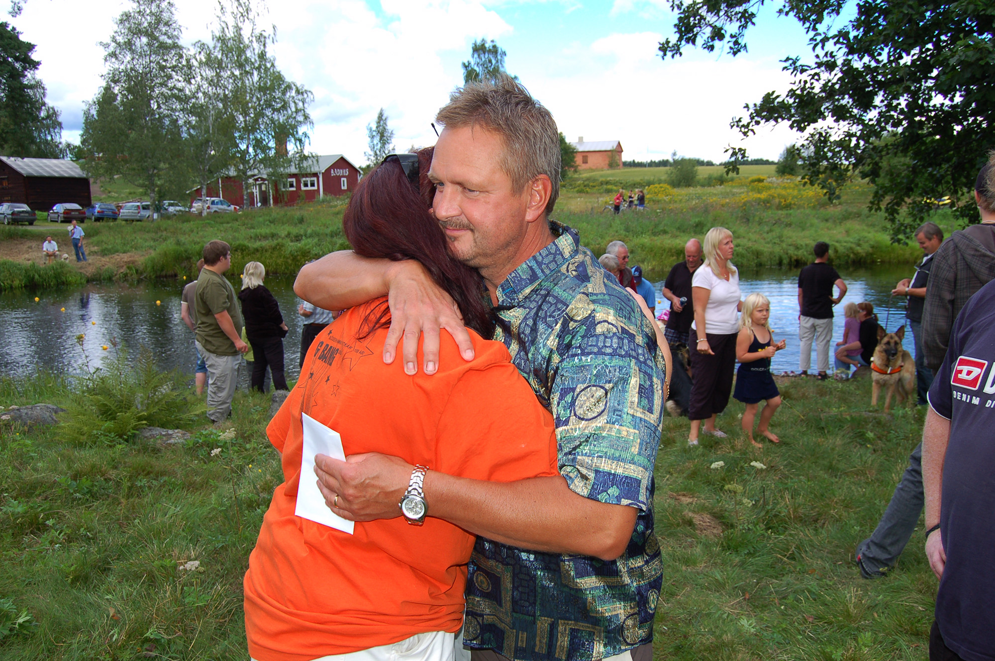 Röste.nu – Röstebilder – Ankrace i Galvån för tredje året 2008
