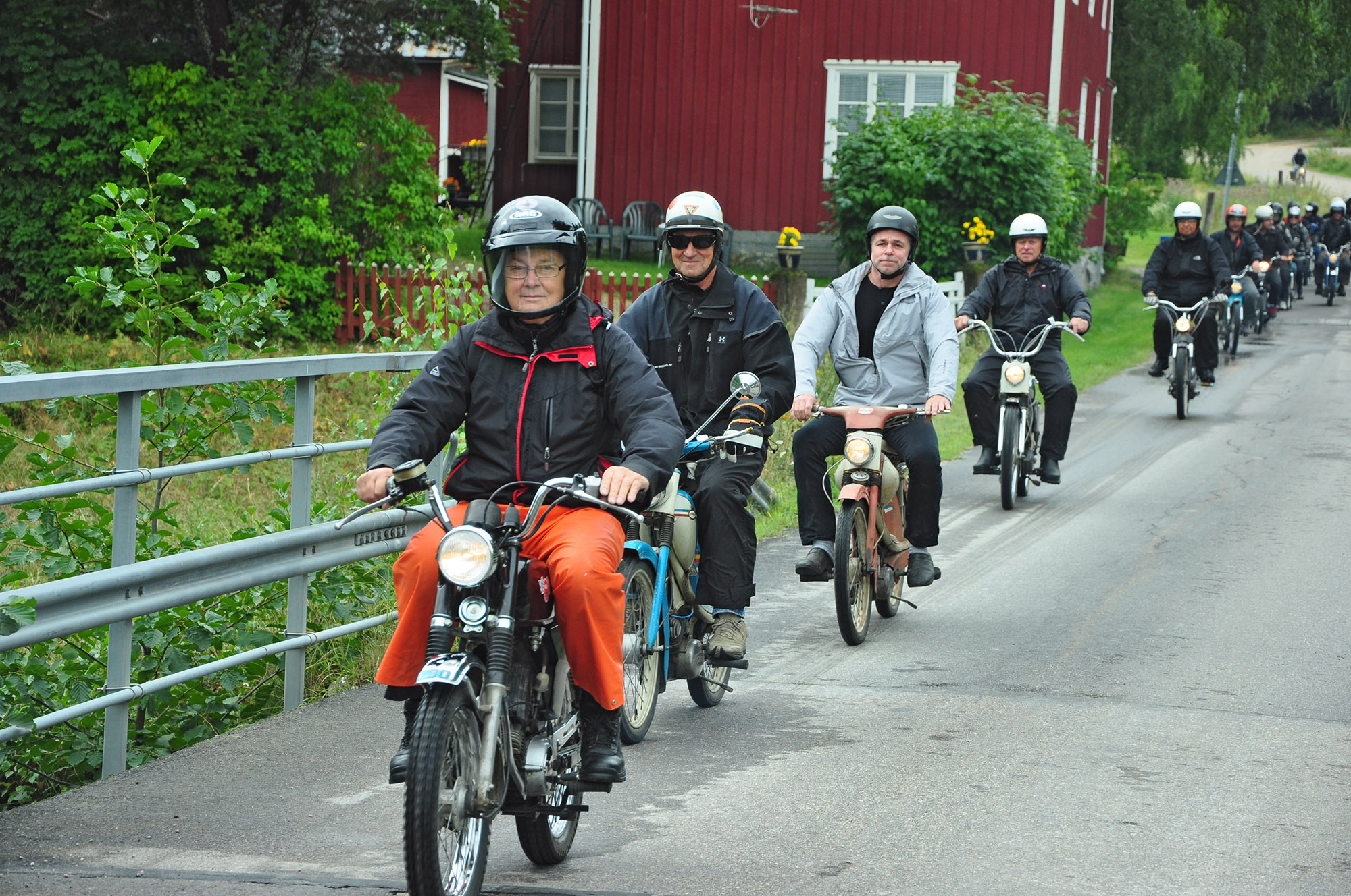 Röste.nu – Röstebilder – Ankrace i Galvån 2013