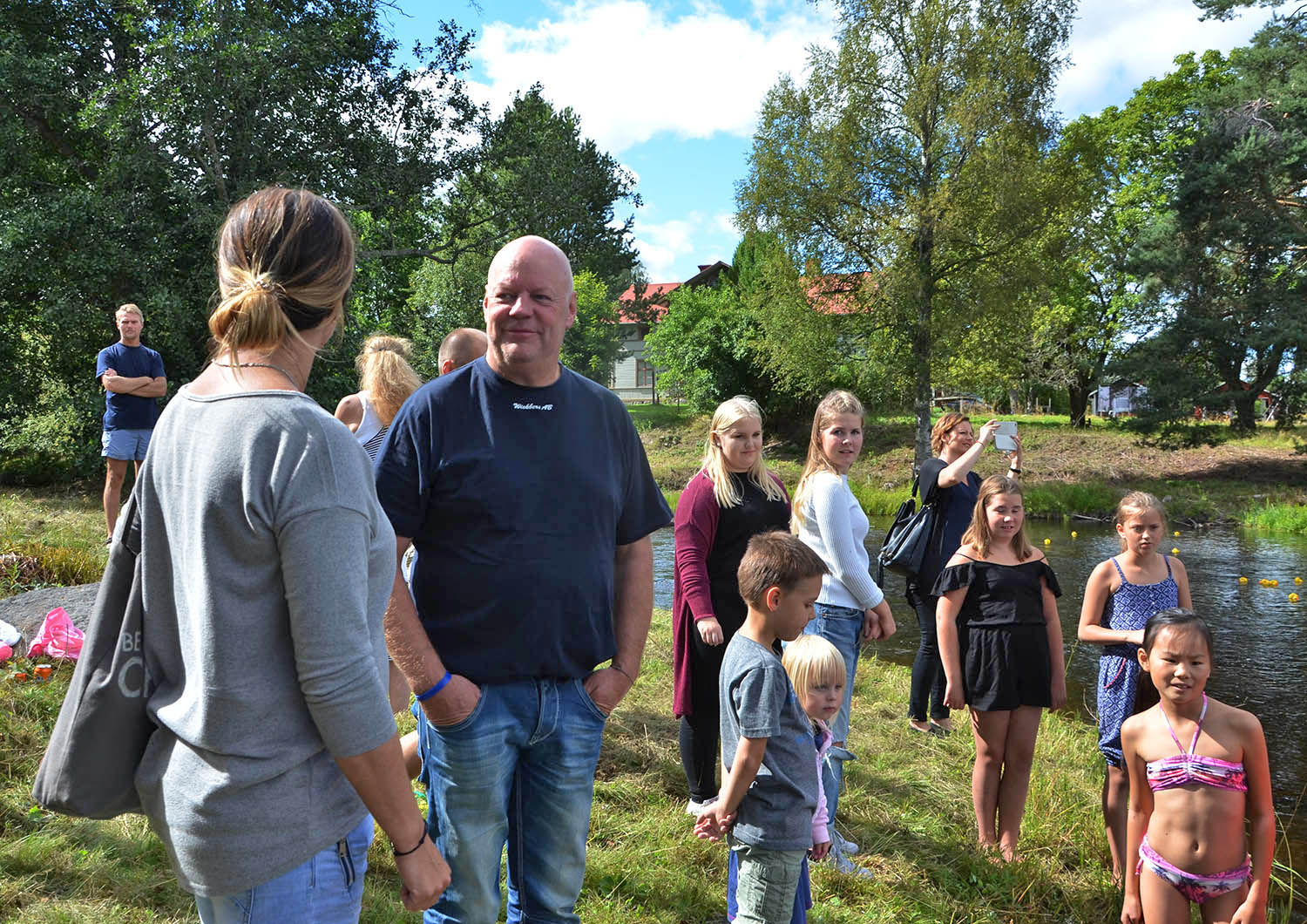 Röste.nu – Röstebilder – Ankracet i Galvån 2016