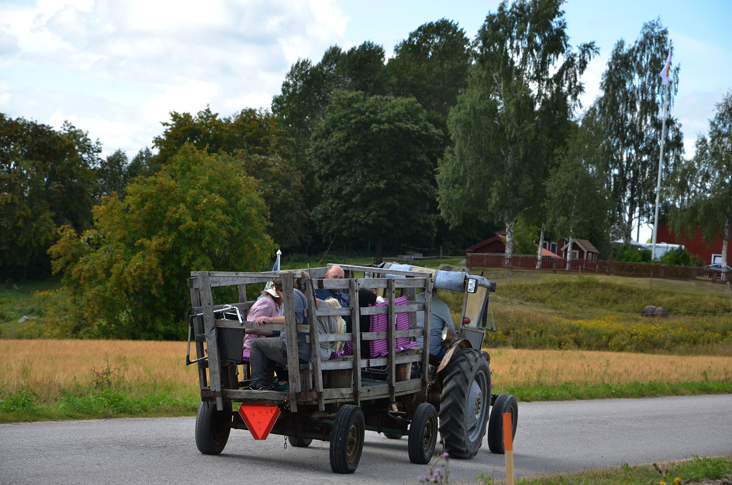 Röste.nu – Röstebilder – Ankracet i Galvån 2016