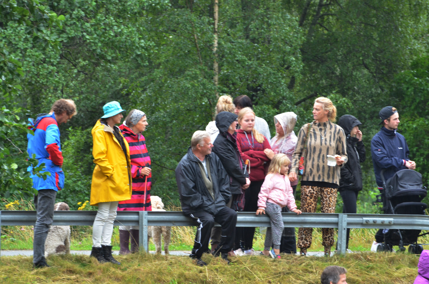 Röste.nu – Röstebilder – Historiskt blött ankrace i Galvån 2017