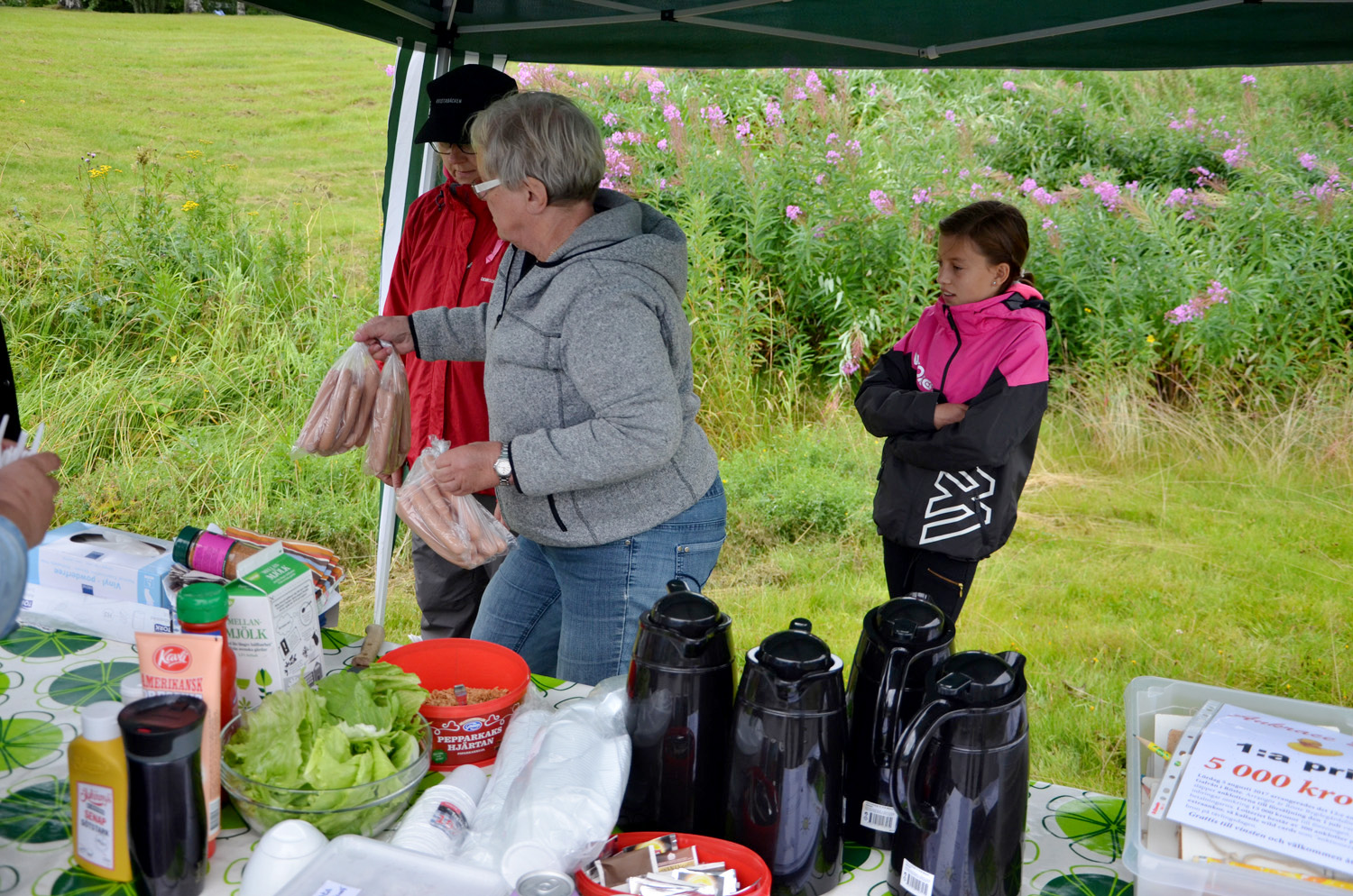 Röste.nu – Röstebilder – Historiskt blött ankrace i  Galvån 2017