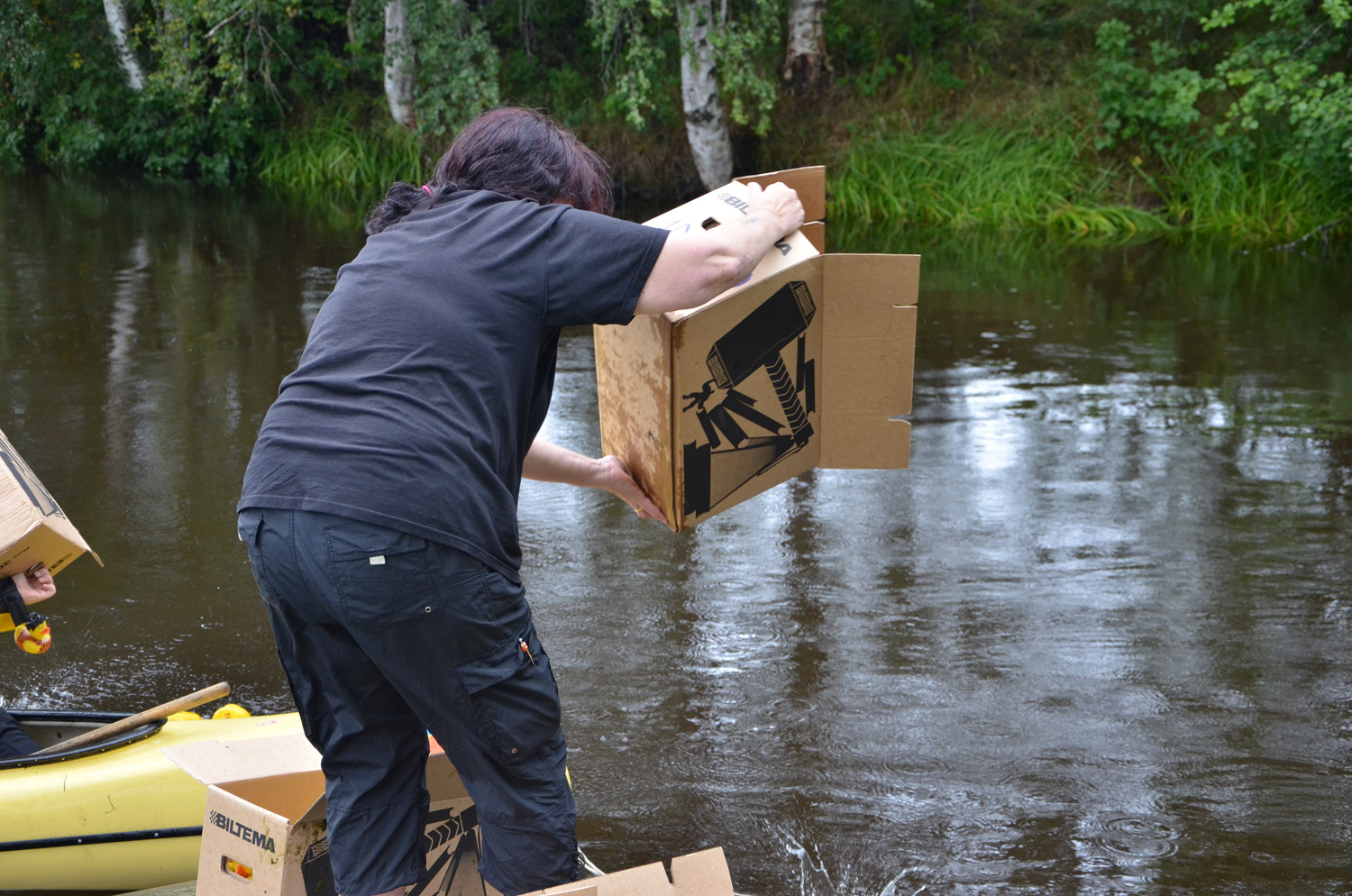 Röste.nu – Röstebilder – Historiskt blött ankrace i Galvån 2017