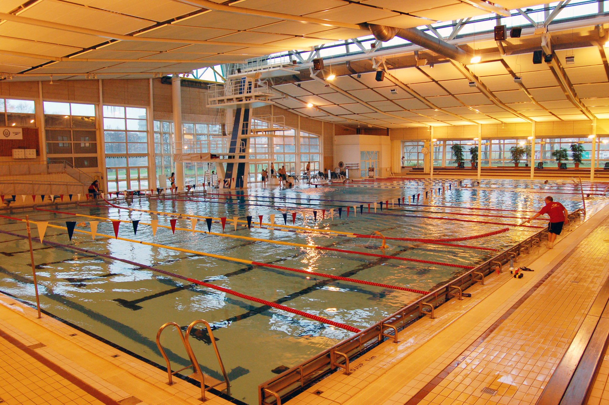 Röste.nu – Röstebilder – Badresa till Fyrishovbadet i Uppsala 2009