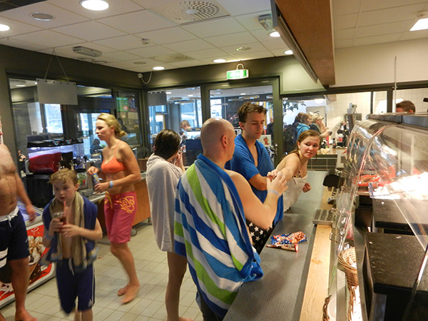 Röste.nu – Röstebilder – Badresa till Himlabadet i Sundsvall 2014