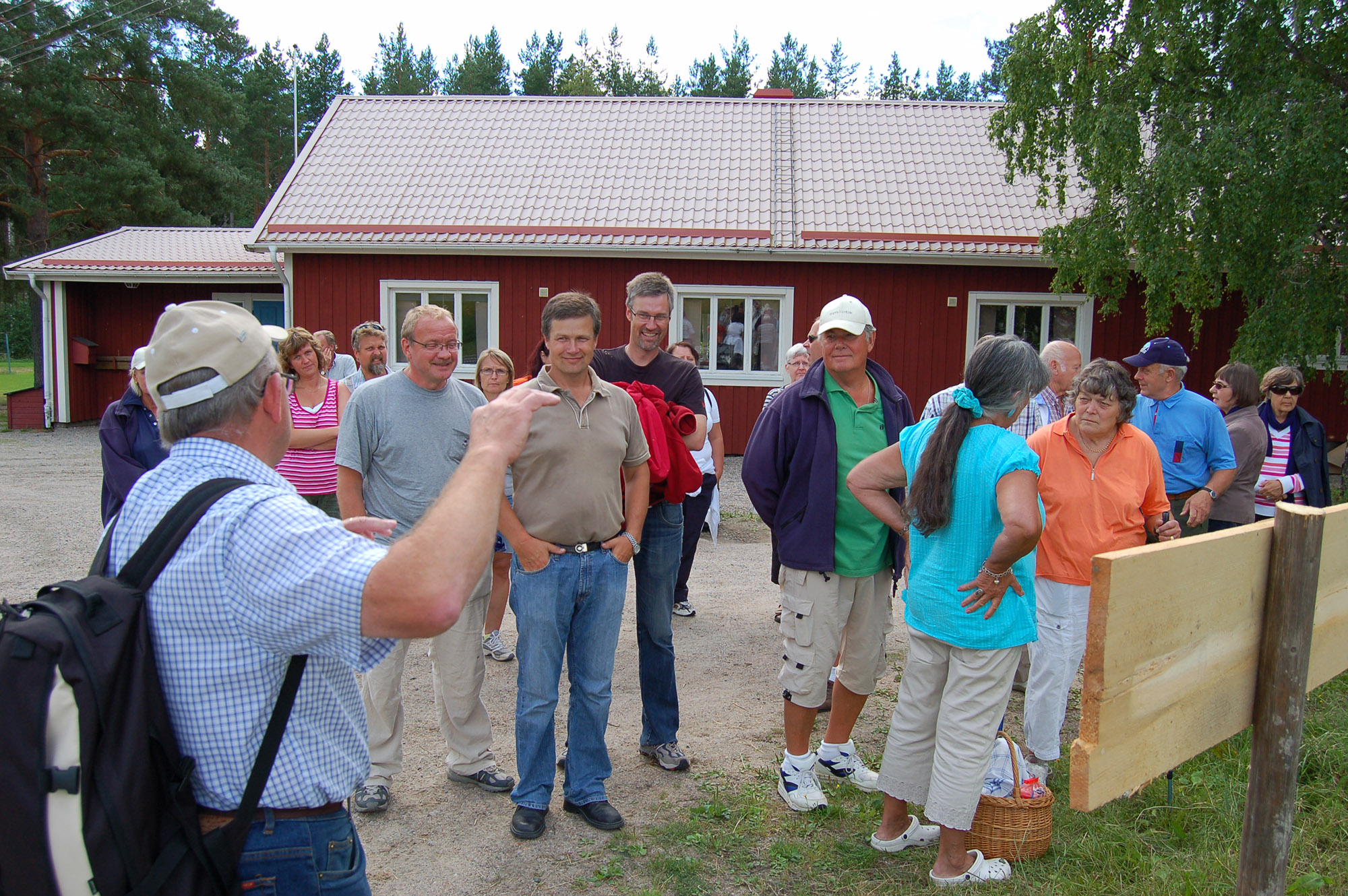 Röste.nu – Röstebilder – Byvandring mitt i Röste 2008