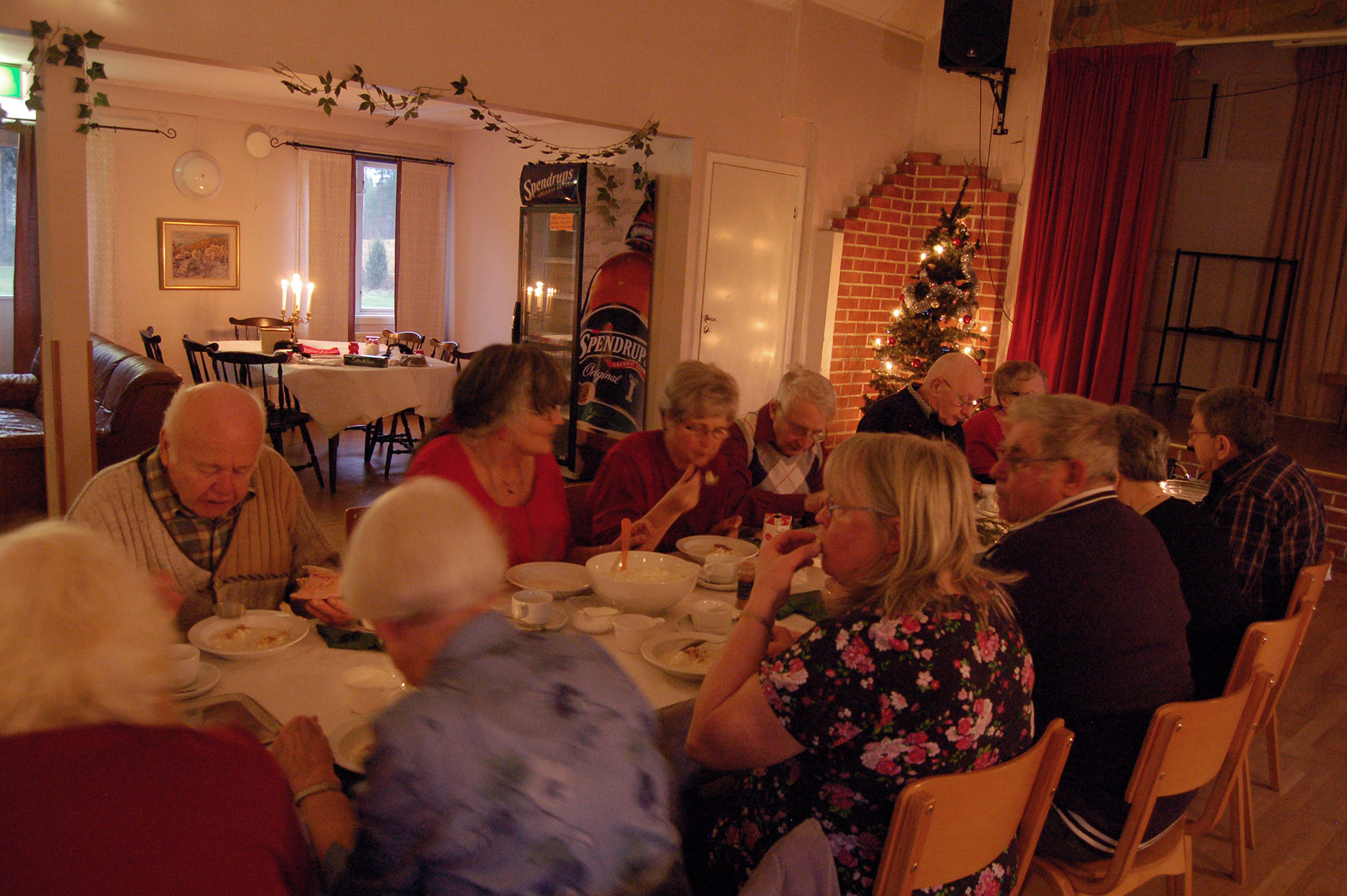 Röste.nu – Röstebilder – Lucia på De äldres dag i Dönjegården 2009