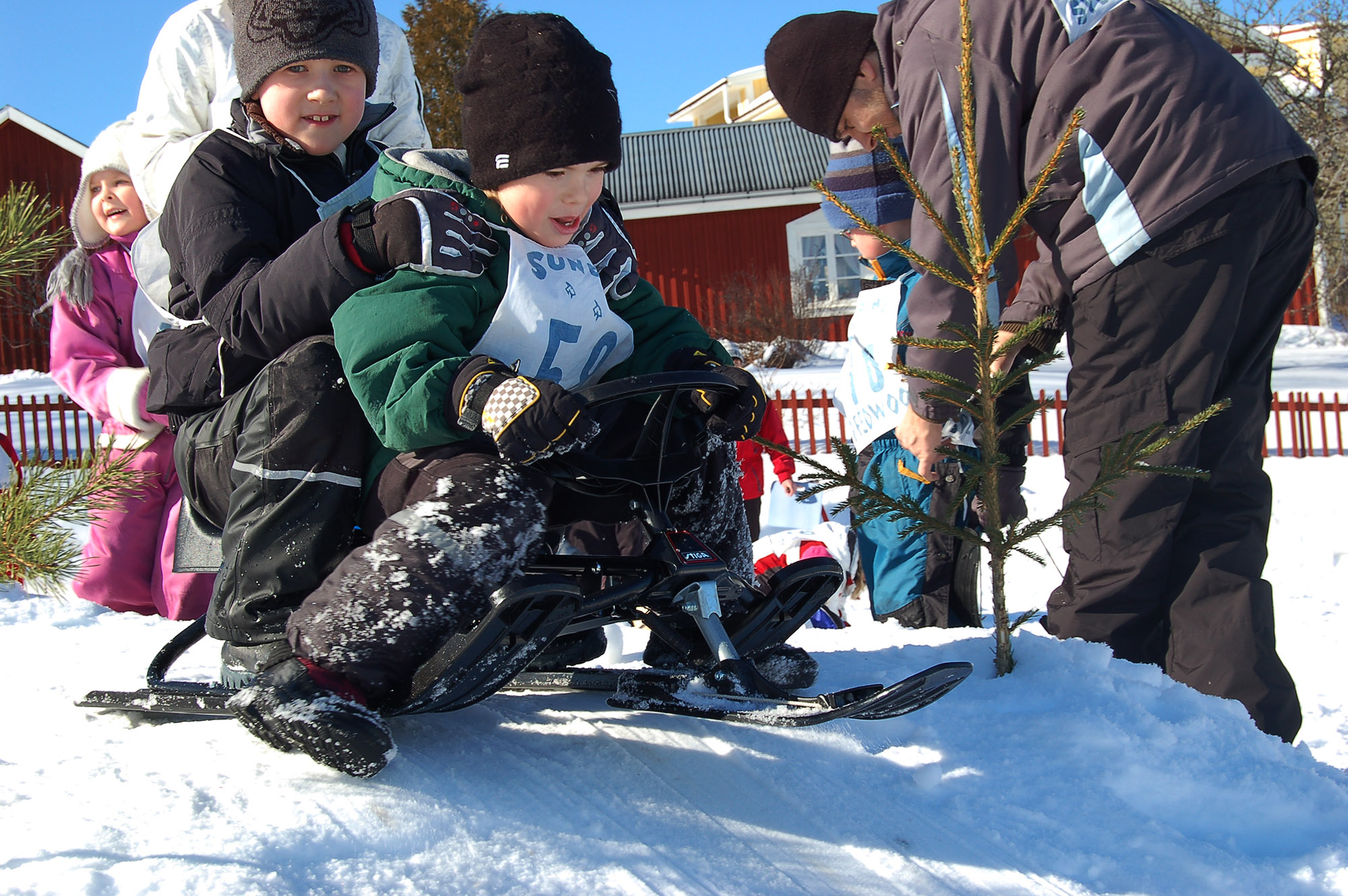 Röste.nu – Röstebilder – Familjedag i Strandbergs backen 2009