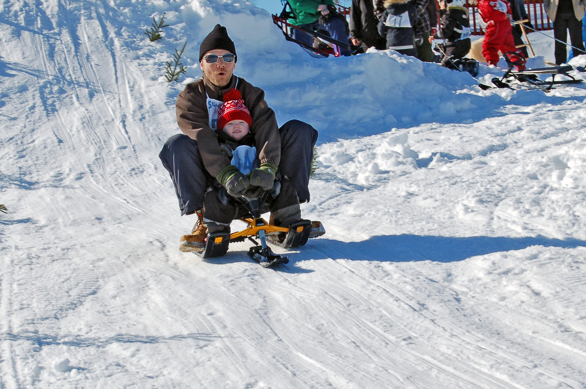 Röste.nu – Röstebilder – Familjedag i Strandbergs backen 2009