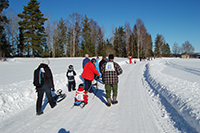 Röste.nu – Röstebilder – Familjedag med fart i backen 2009