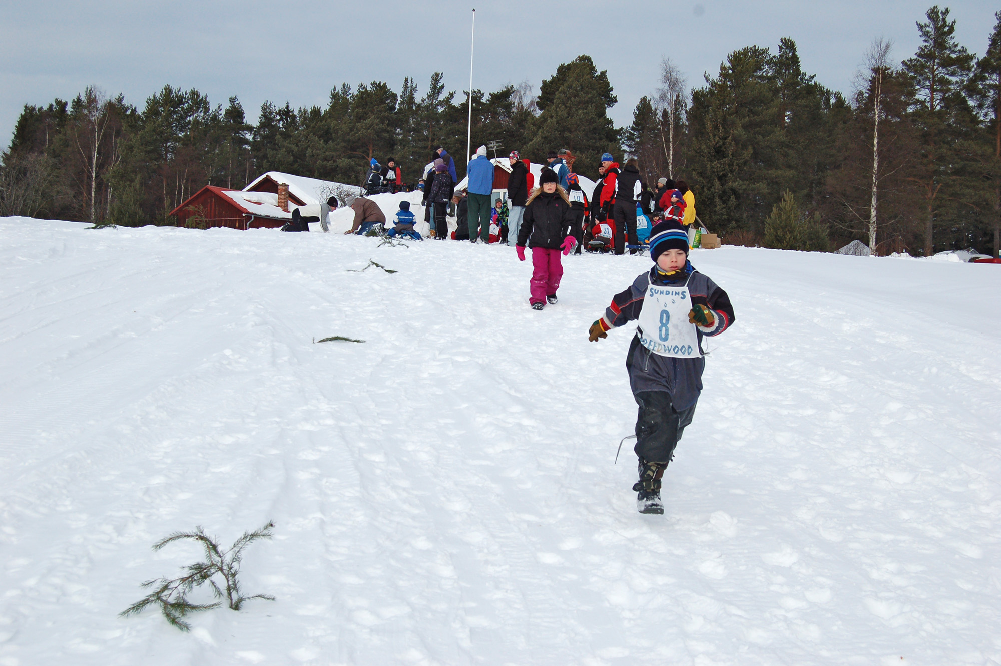 Röste.nu – Röstebilder – Familjedag i vintrigt Röste 2011
