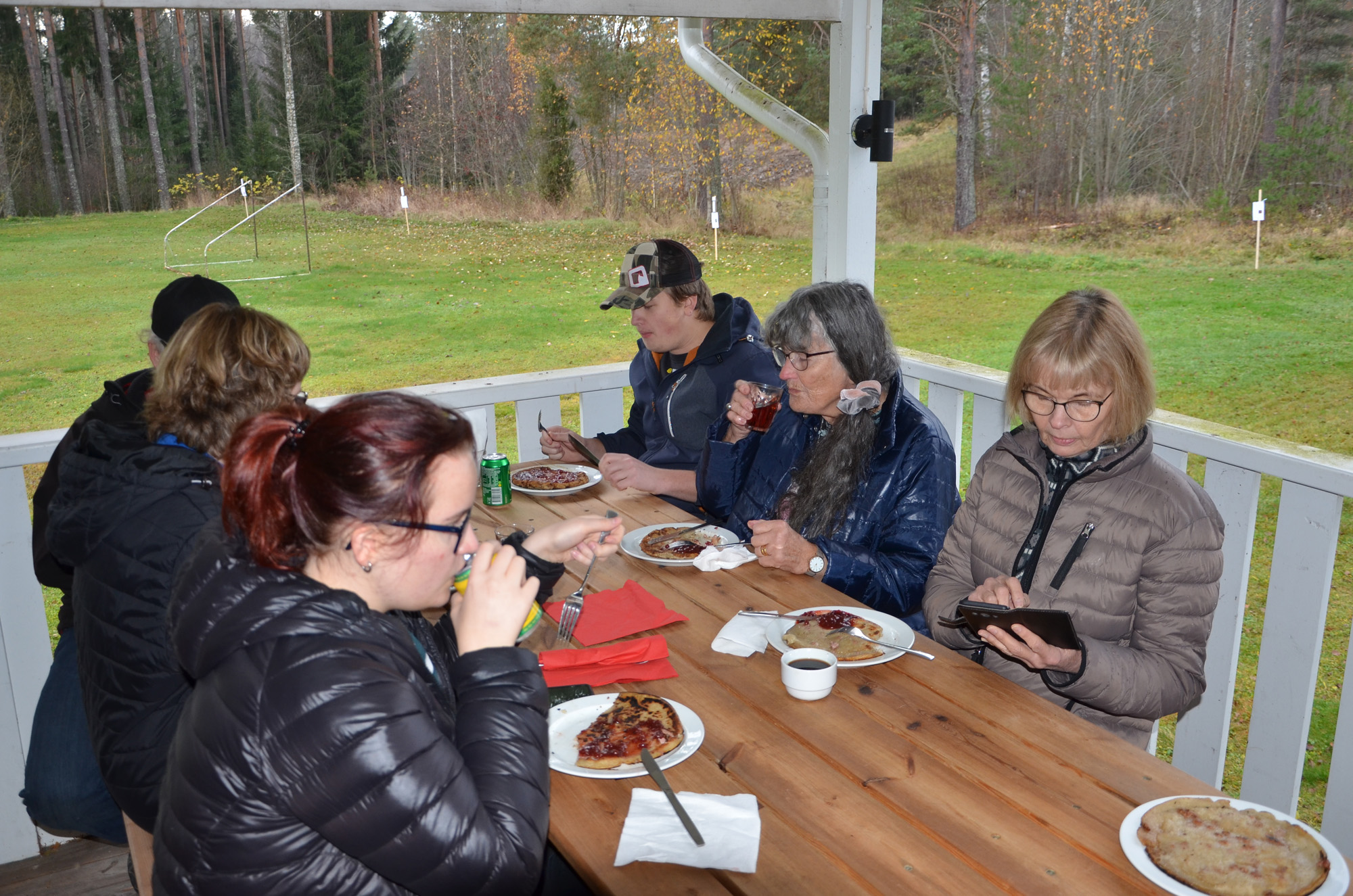 Röste.nu – Röstebilder – Familjekulturdag vid Dönjegården 2021
