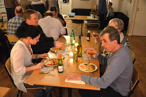Röste.nu – Röstebilder – Föreningsstämma i Dönjegården 2014