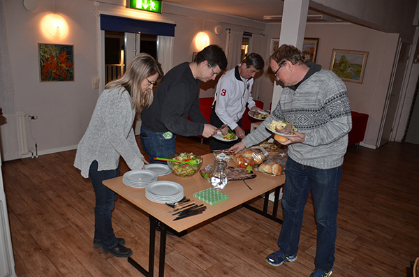 Röste.nu – Röstebilder – Föreningsstämma i Dönjegården 2015
