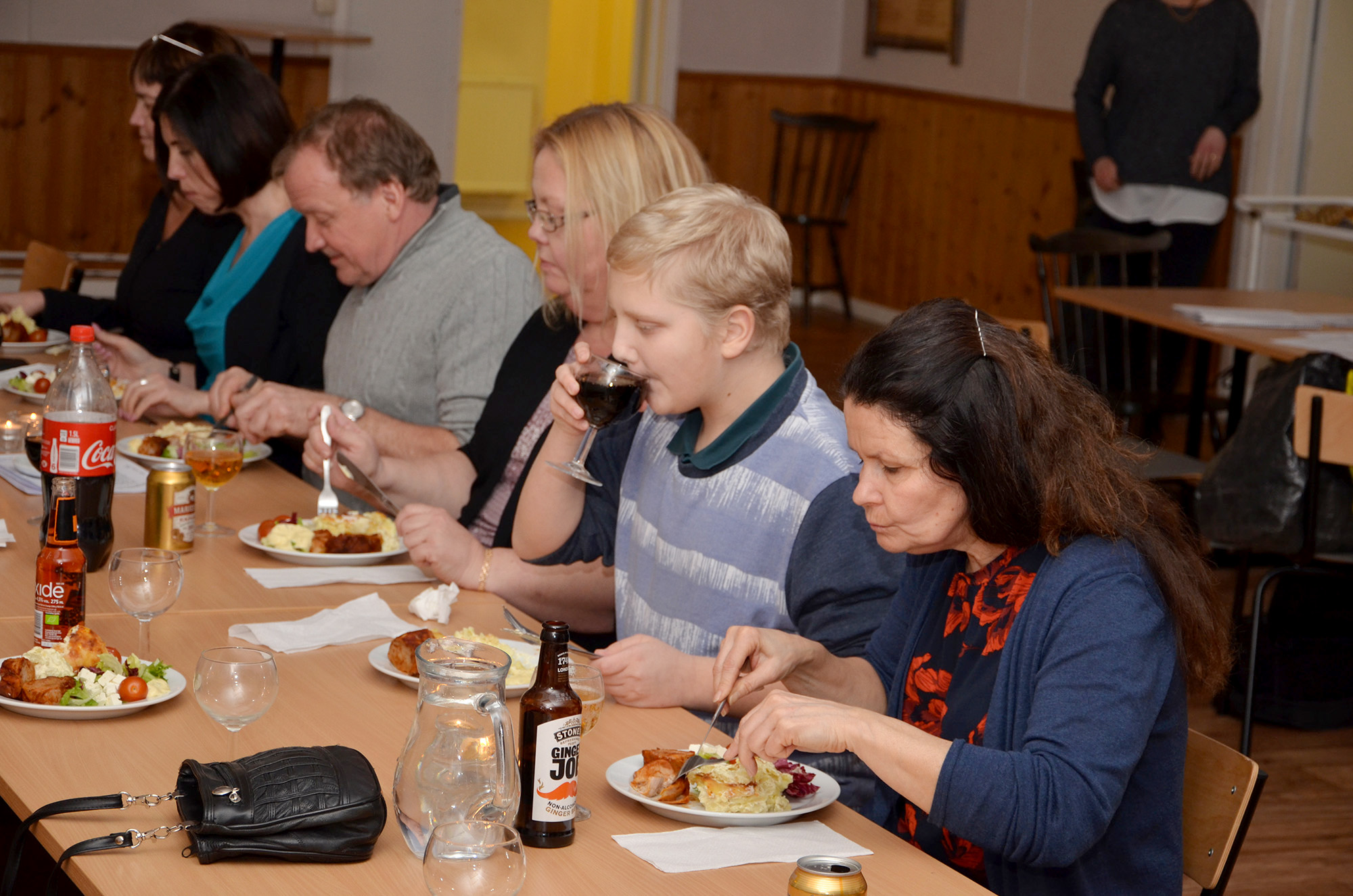 Röste.nu – Röstebilder – Föreningsstämma med middag i Dönjegården 2018