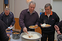 Röste.nu – Röstebilder – Föreningsstämma med thailändsk middag i Dönjegården 2009