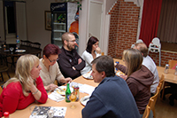 Röste.nu – Röstebilder – Föreningsstämma med thailändsk middag i Dönjegården 2009