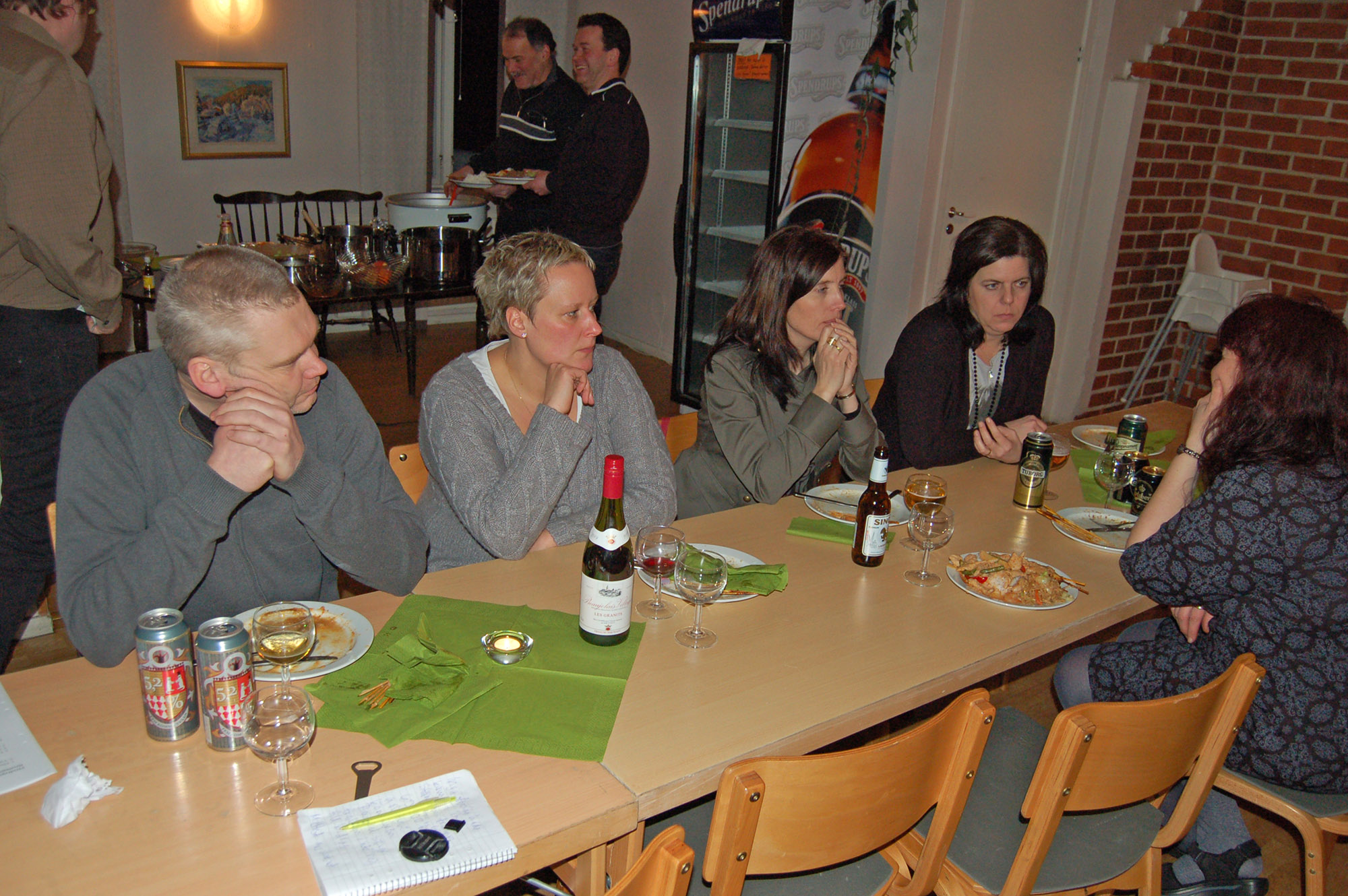 Röste.nu – Röstebilder – Föreningsstämma med thailändsk middag i Dönjegården 2010