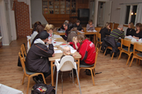 Röste.nu – Röstebilder – Föreningsstämma med thailändsk middag i Dönjegården 2011