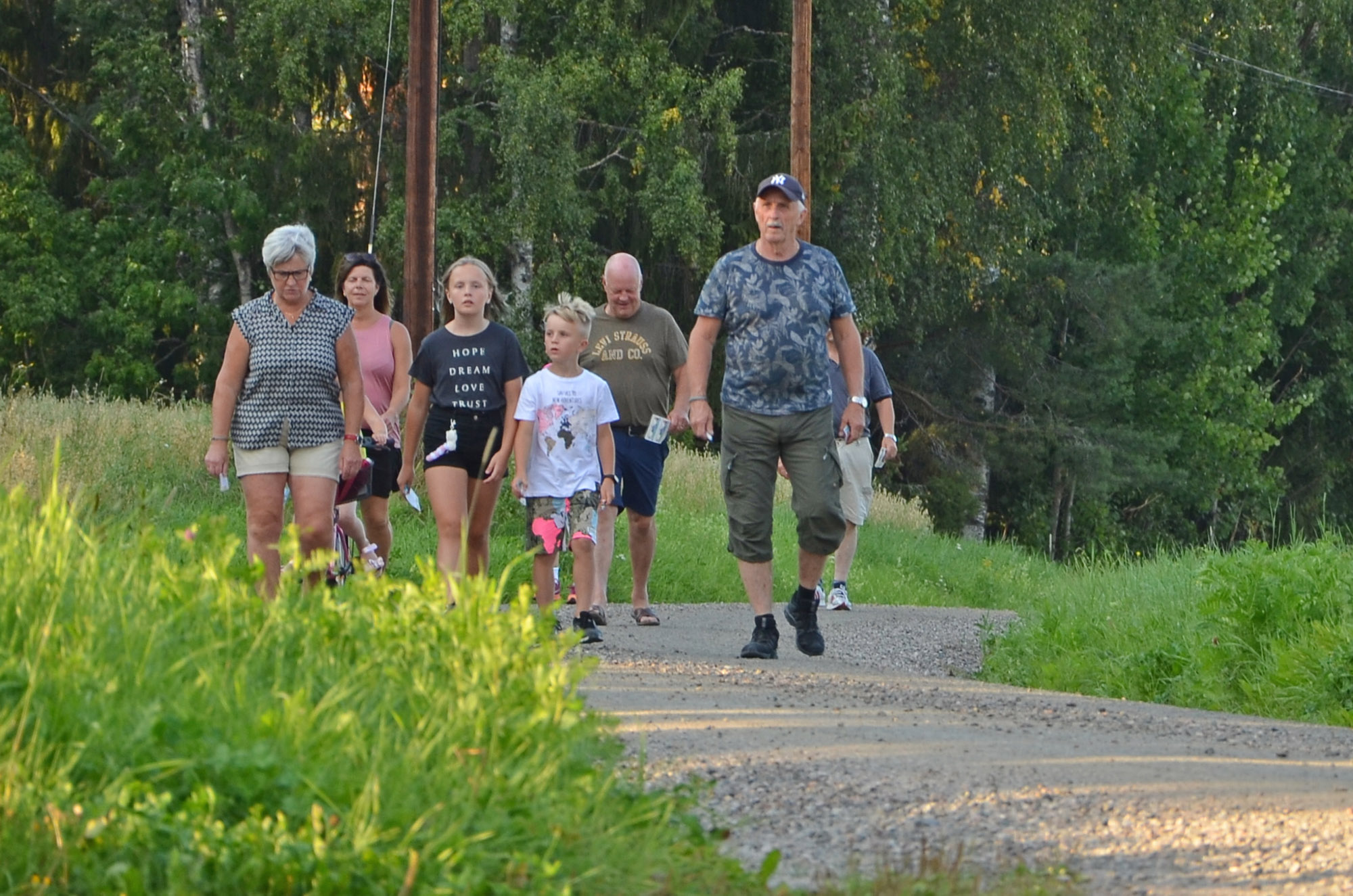 Röste.nu – Röstebilder – Gåbingo i Röste 2020 – 19 augusti