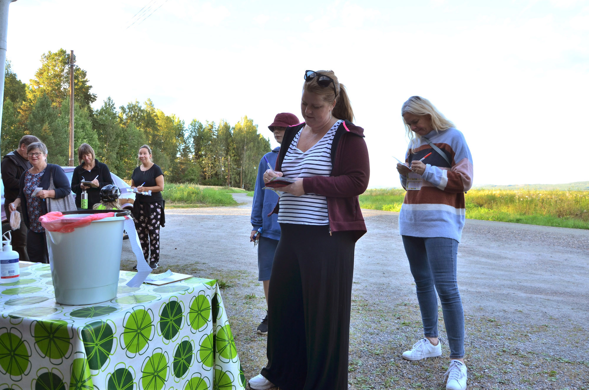 Röste.nu – Röstebilder – Gåbingo i Röste 2020 – 26 augusti
