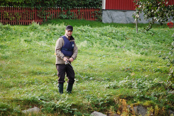 Röste.nu – Röstebilder – Gäddfisketäving i Galvån 2009