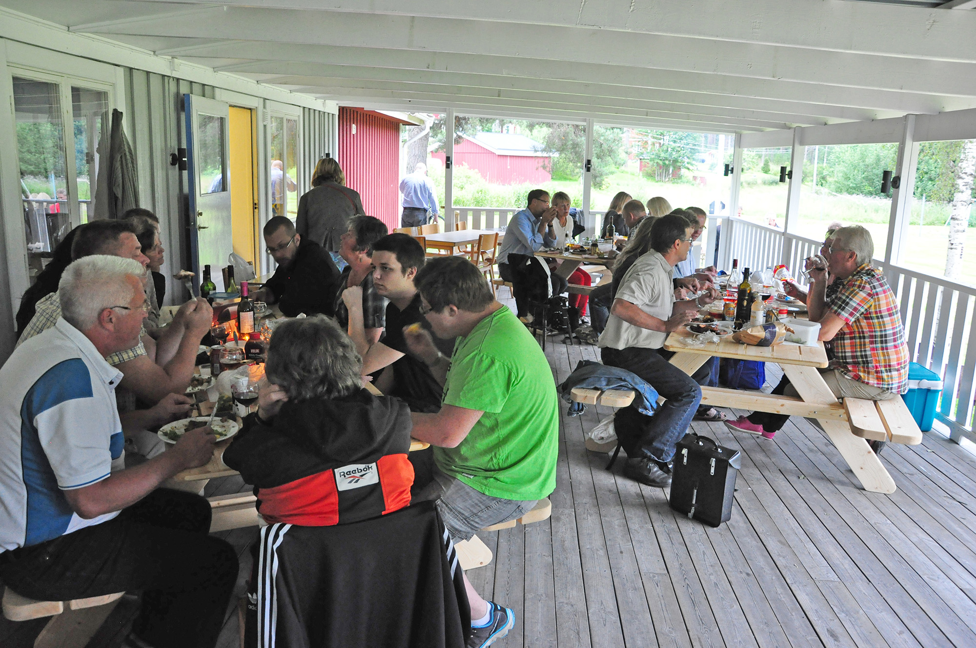 Röste.nu – Röstebilder – Grill- och familjefest med Pelle Med Två på Dönjegården 2012