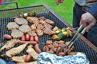 Röste.nu – Röstebilder – Grill- och familjefest med Pelle med Två på Dönjegården 2012
