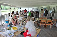 Röste.nu – Röstebilder – Grill- och familjefest med Pelle med Två på Dönjegården 2012