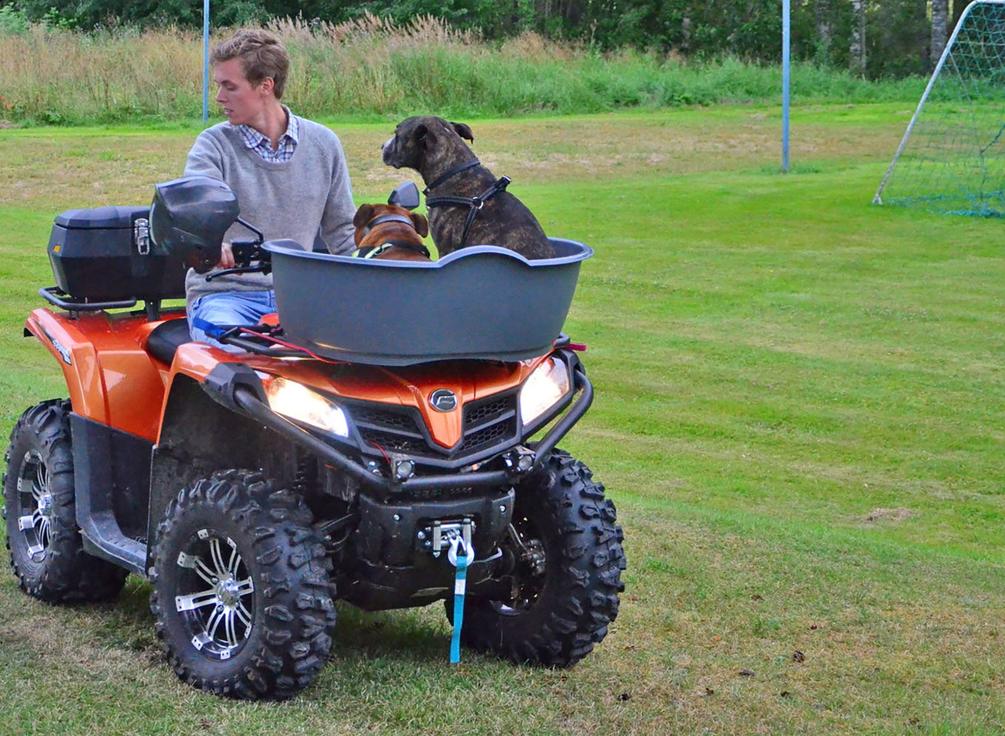 Röste.nu – Röstebilder – Grill- och familjefest på Dönjegården 2016